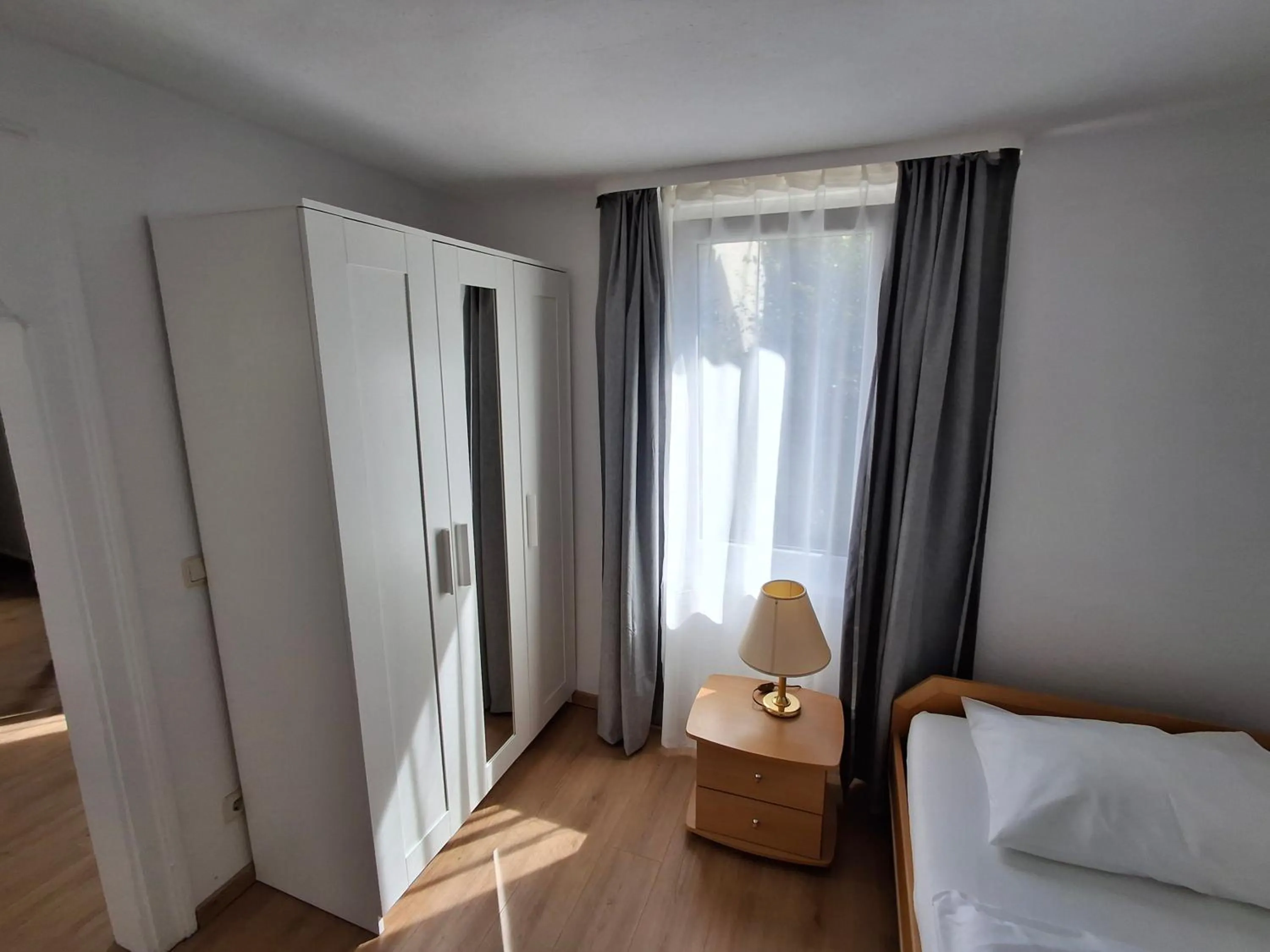 Bedroom, Bed in Komfort Hotel Am Kurpark