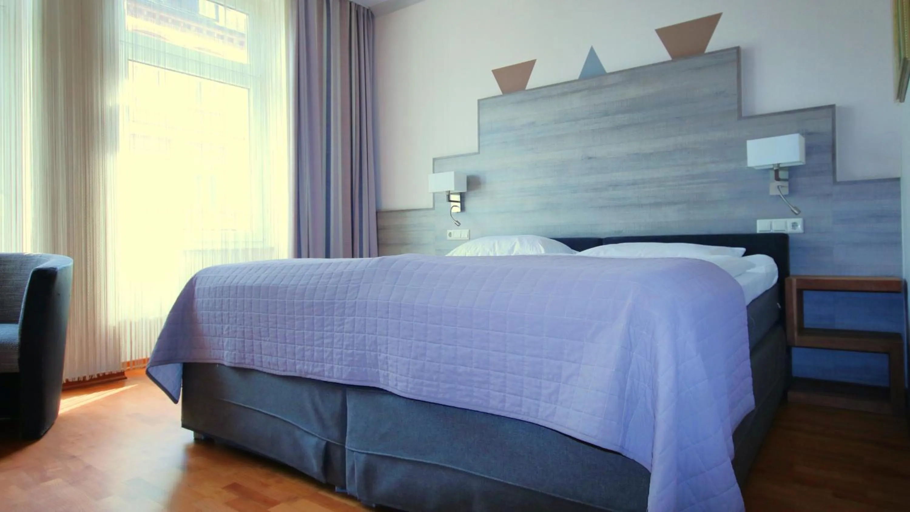 Photo of the whole room, Bed in Komfort Hotel Am Kurpark