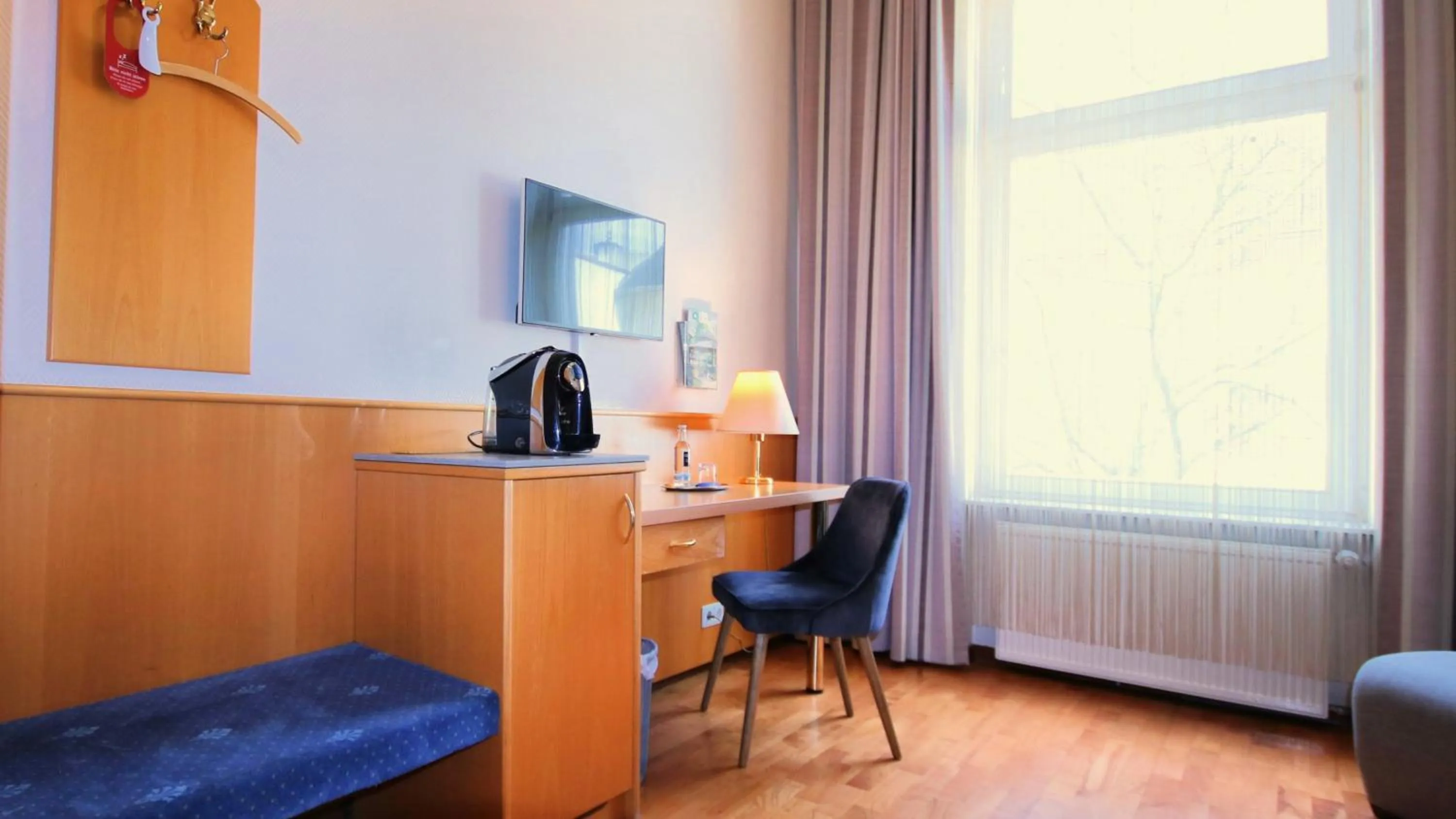 Photo of the whole room in Komfort Hotel Am Kurpark