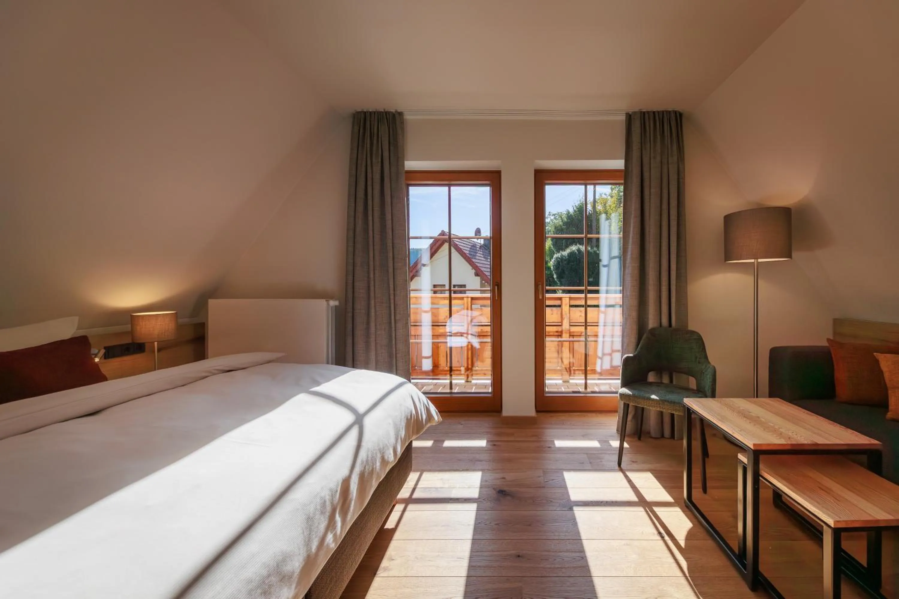 Photo of the whole room, Bed in Hotel Amselgrundschlößchen