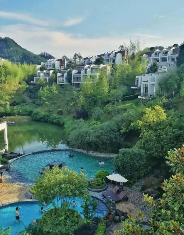 Garden in Huangshan Demaotang Hotel