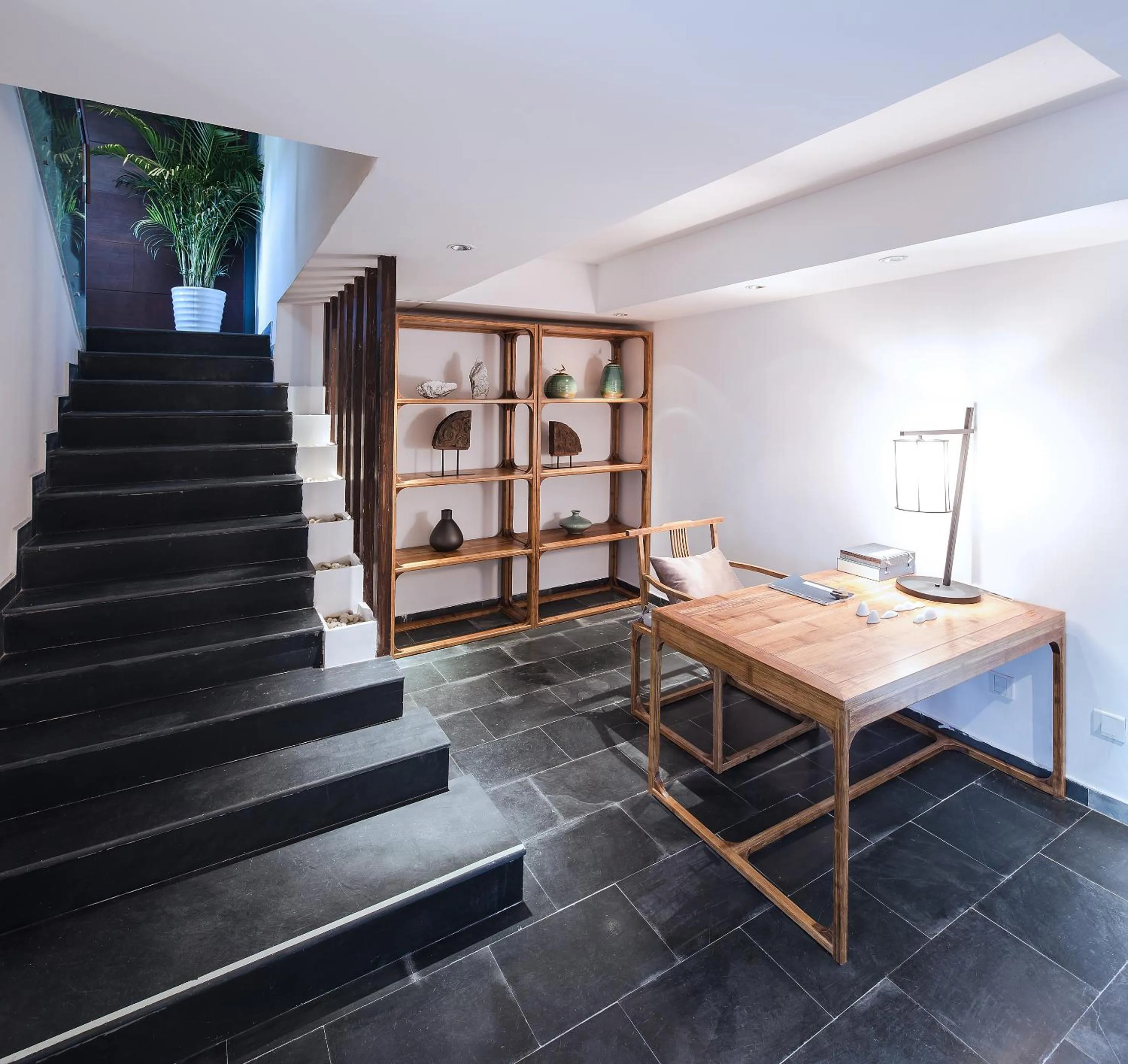 Library in Huangshan Demaotang Hotel