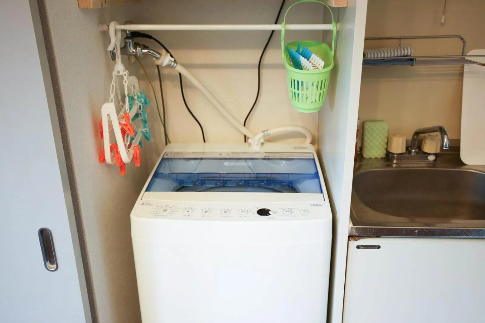 Kitchen or kitchenette in SUMIYOSHI APARTMENT Hotel 住吉アパートメントホテル