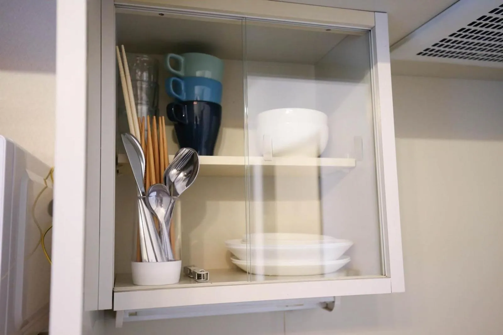 Kitchen or kitchenette in SUMIYOSHI APARTMENT Hotel 住吉アパートメントホテル