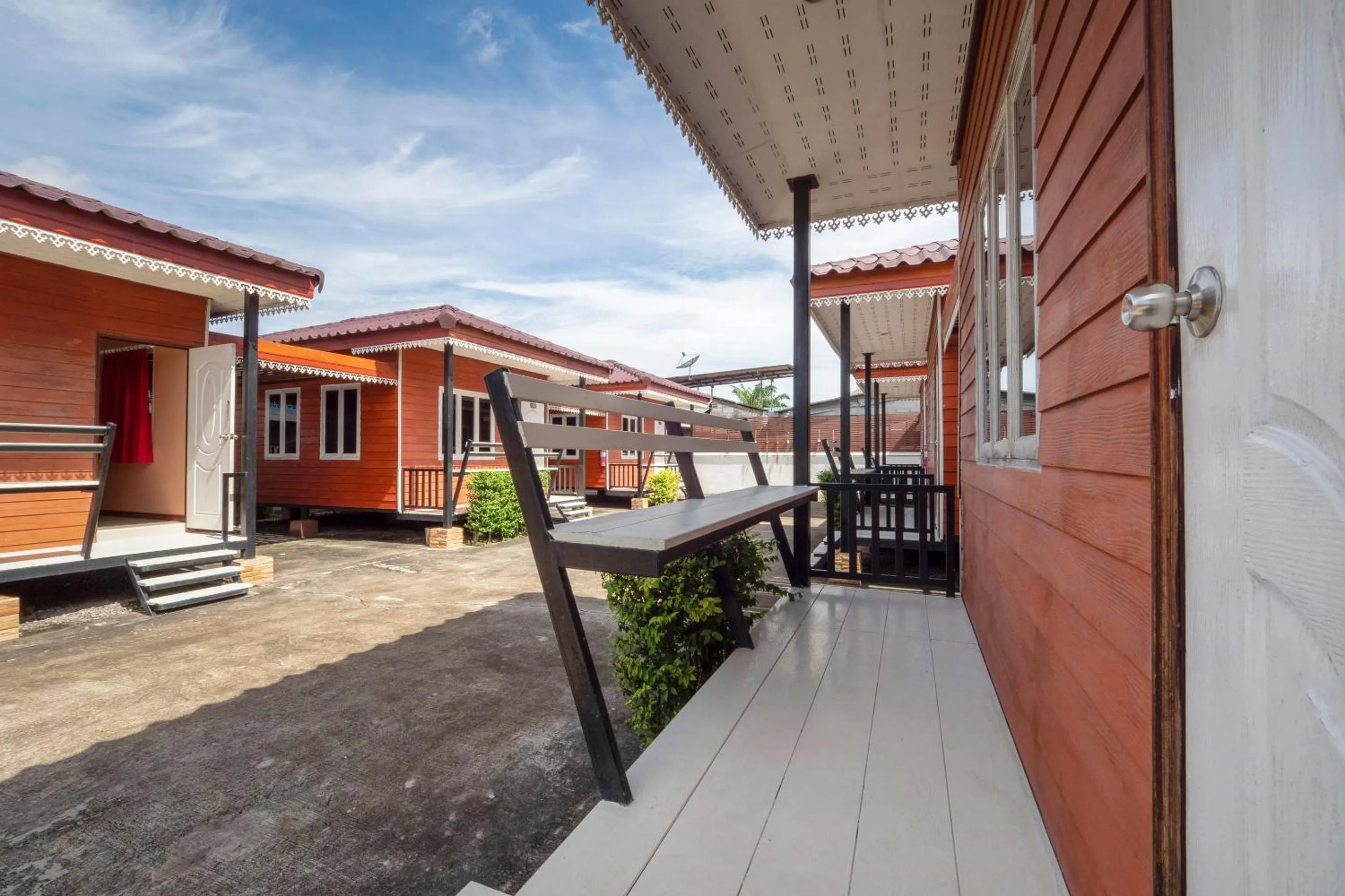 Bedroom in OYO 1166 Train Way Resort