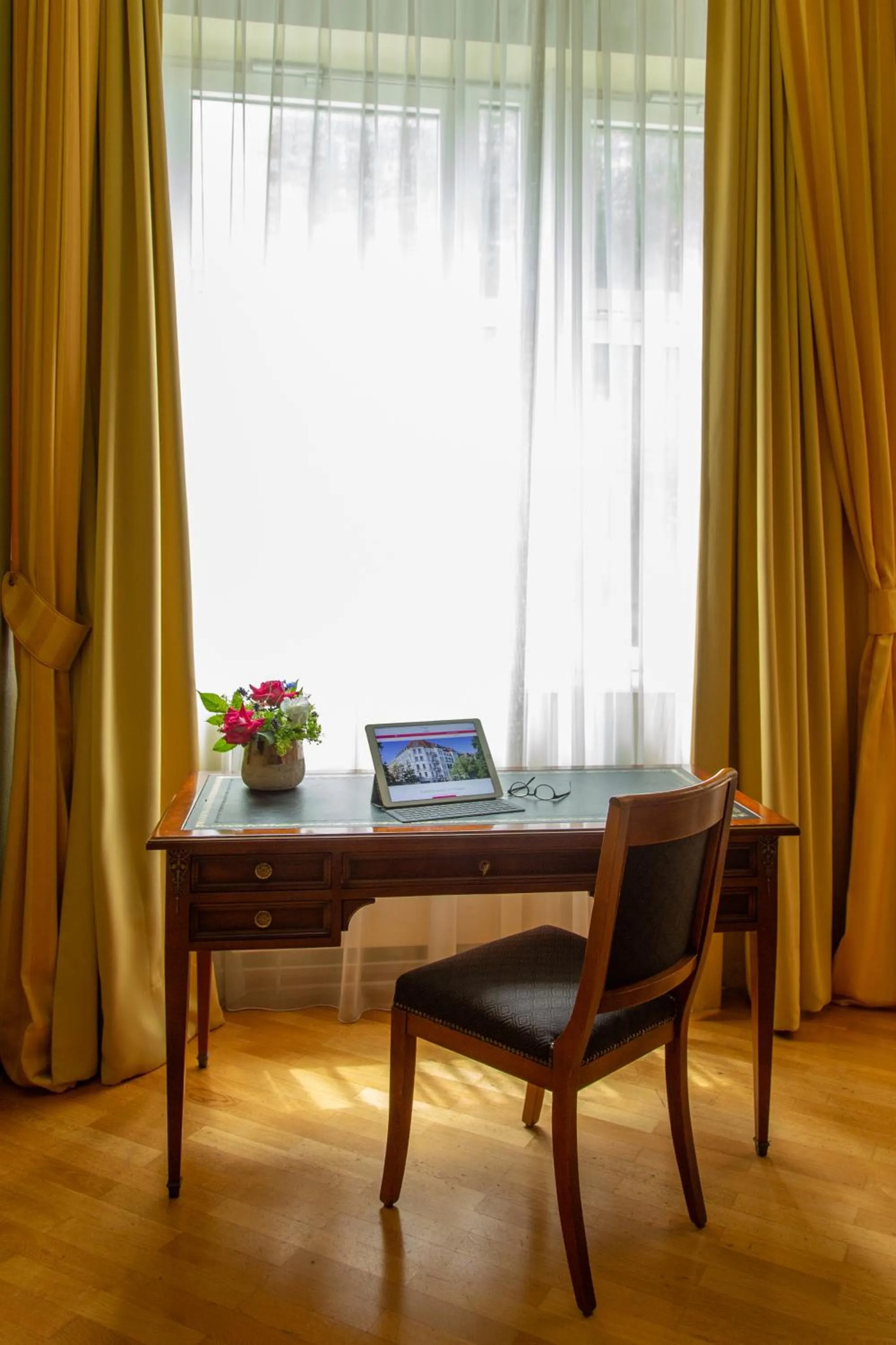 Living room in Louisa's Place