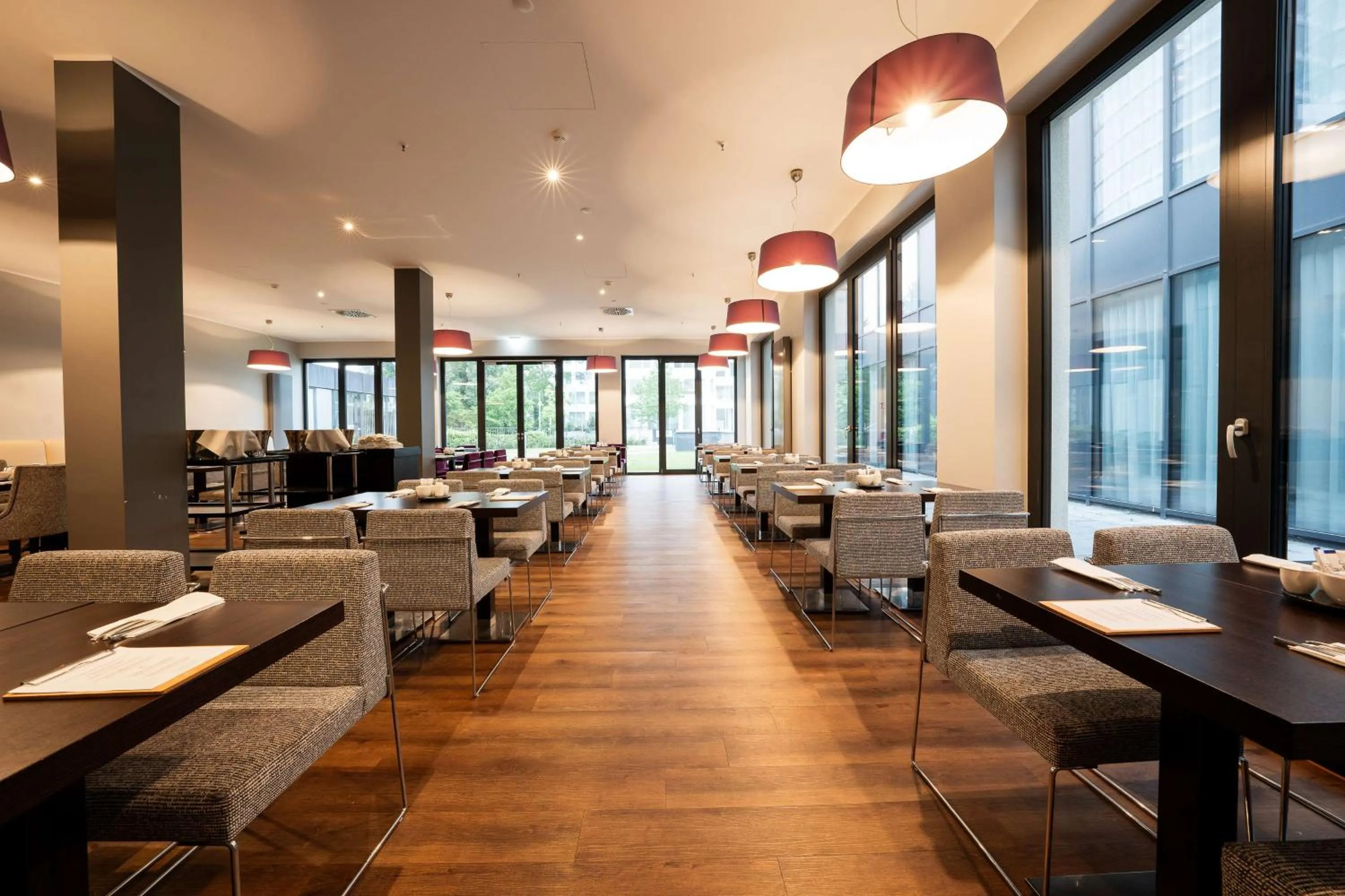 Restaurant/places to eat in Radisson Blu Conference Hotel, Düsseldorf