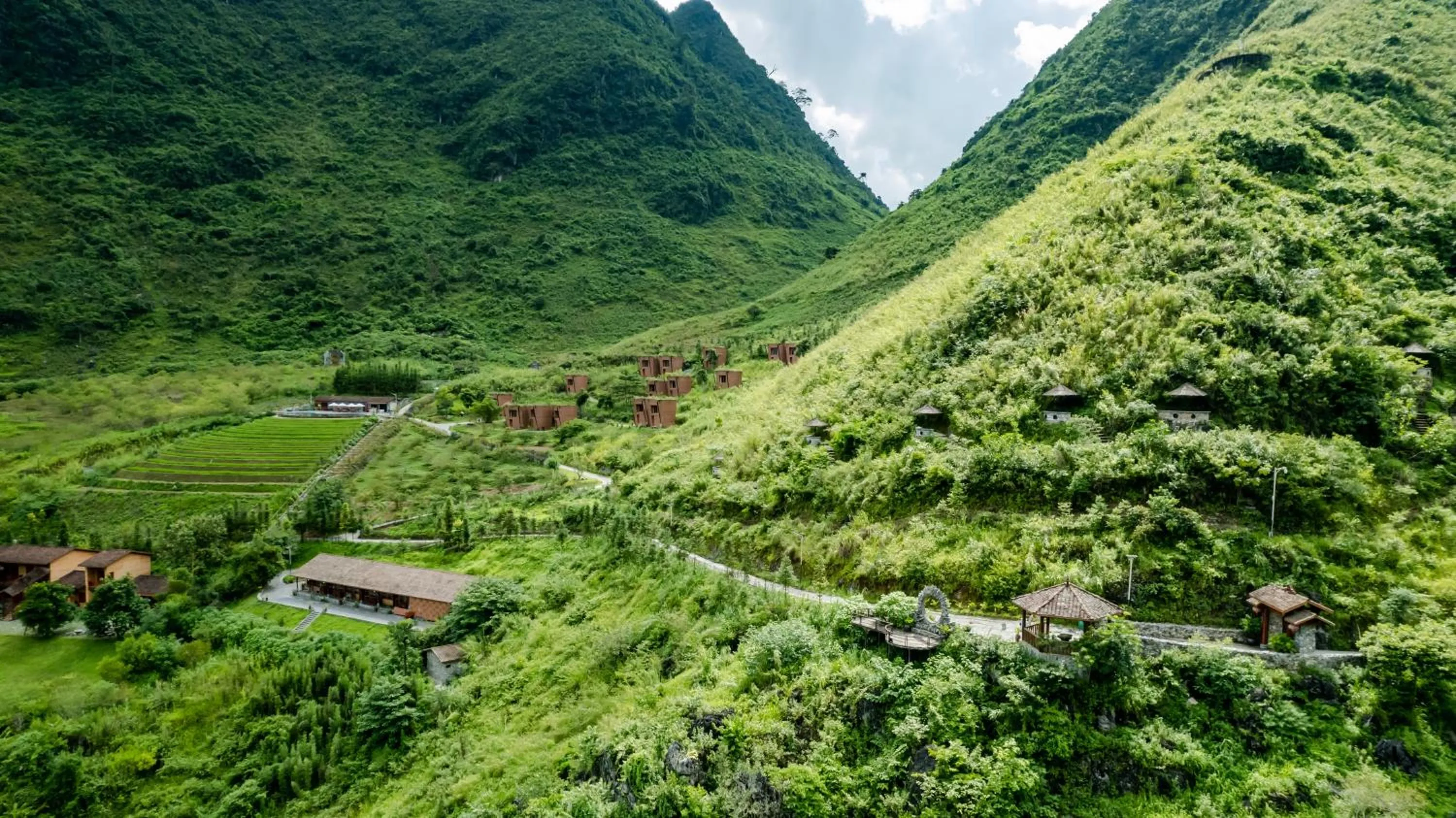 H'mong Village Resort Ha Giang