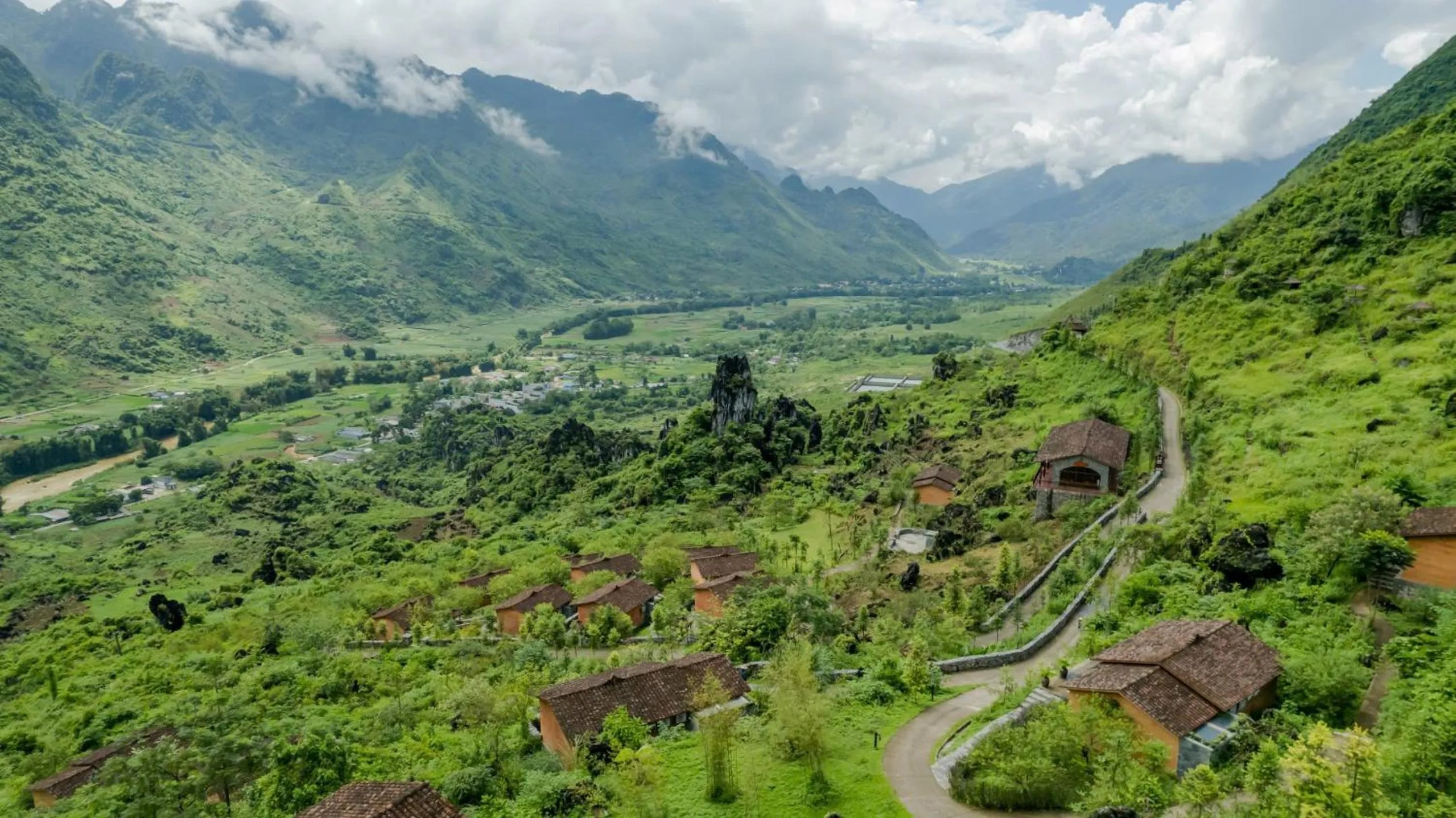 H'mong Village Resort Ha Giang