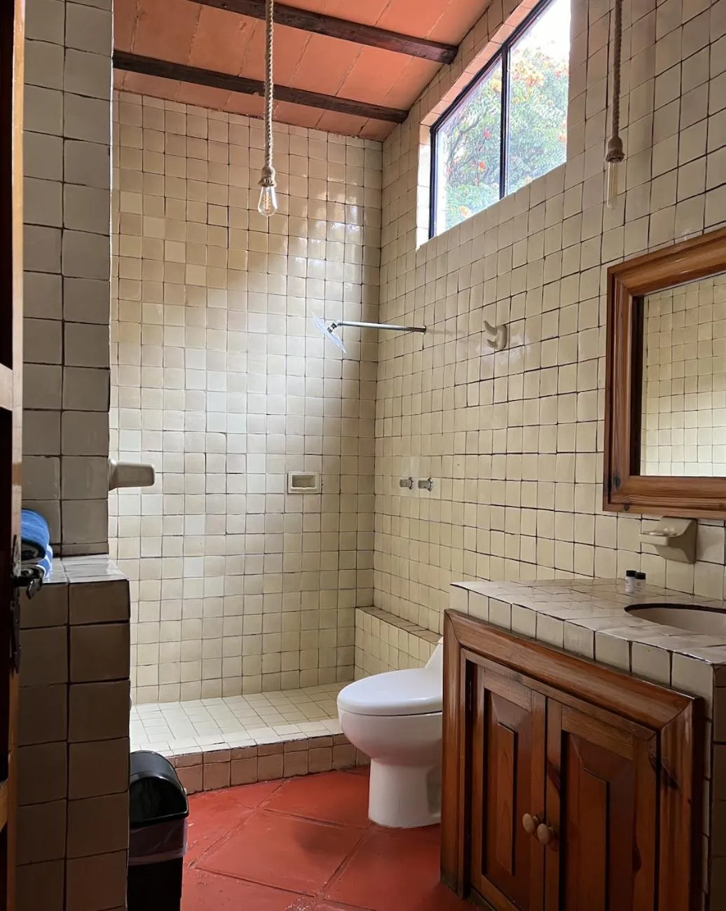 Shower in Los Cruxes