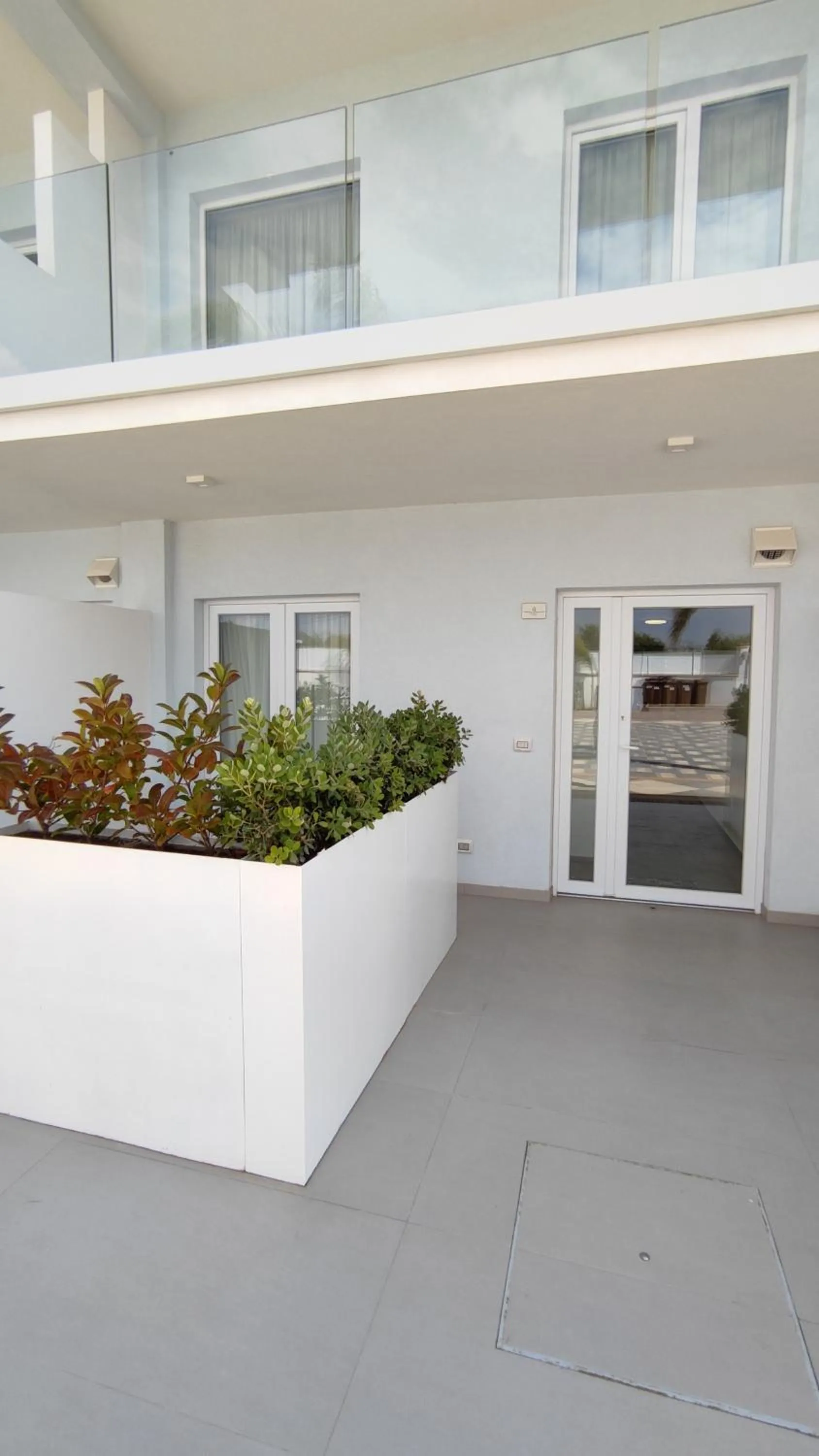 Facade/entrance in Terrazze Naos