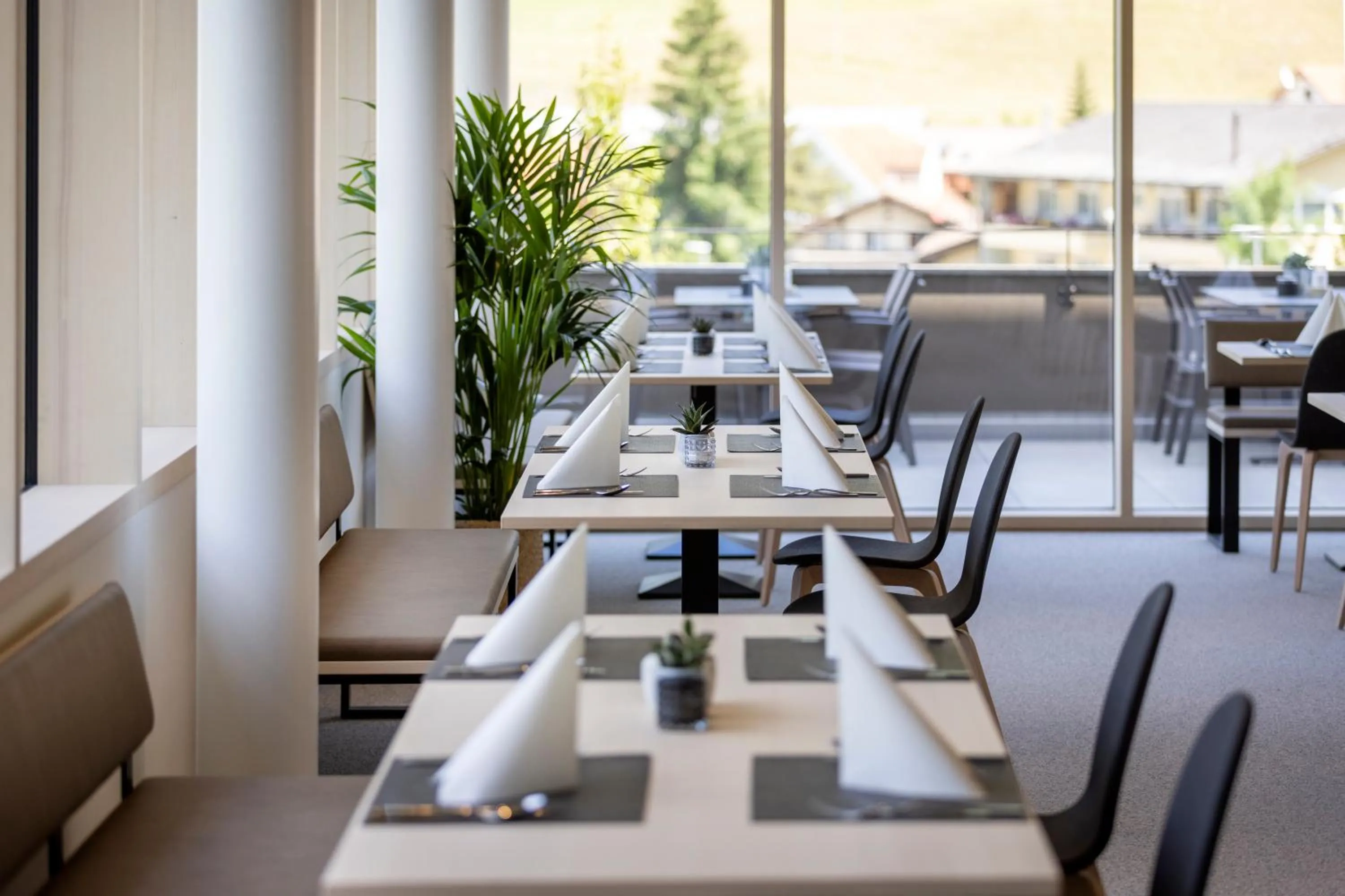 Restaurant/places to eat in JUFA Hotel Savognin