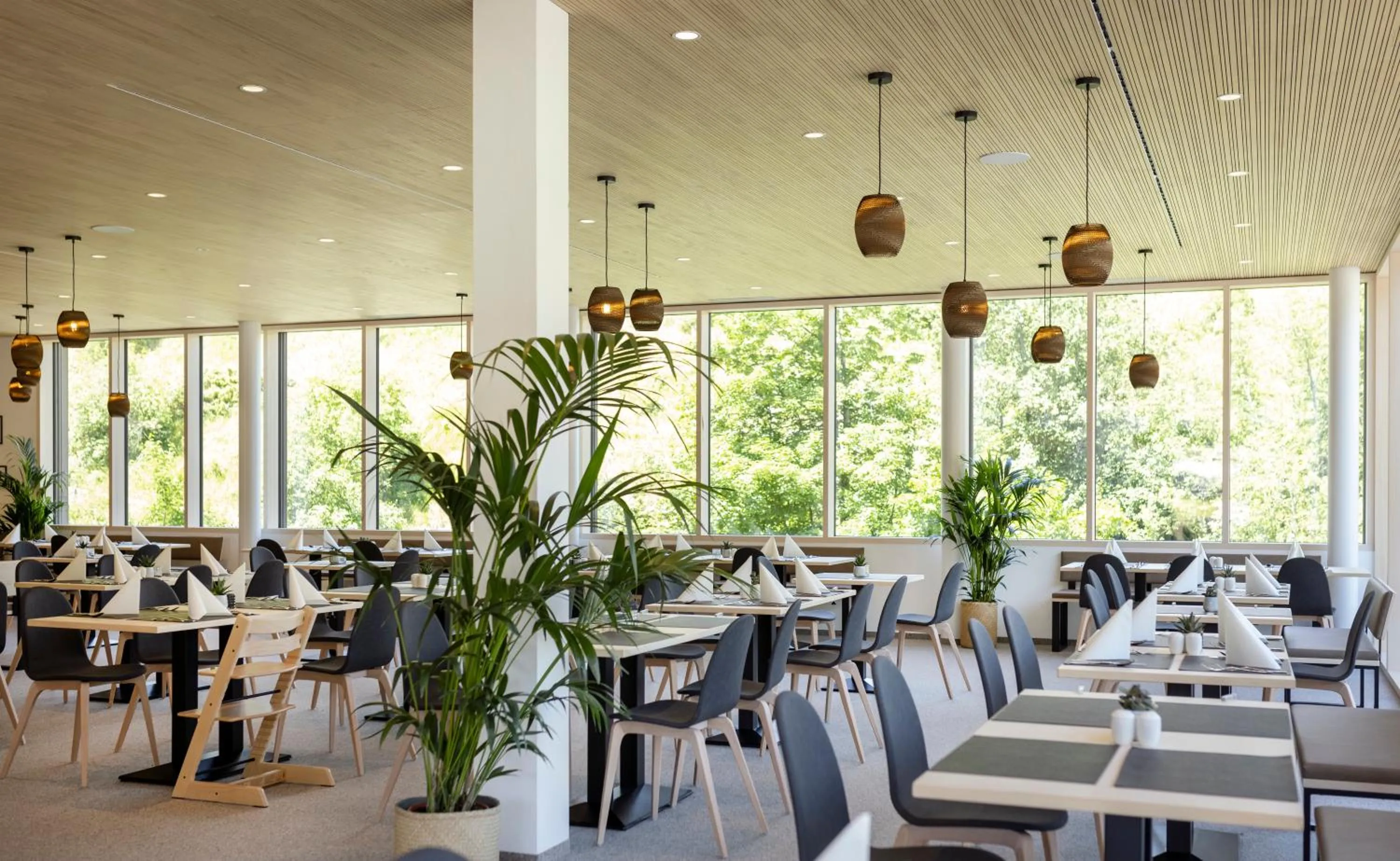 Restaurant/places to eat in JUFA Hotel Savognin