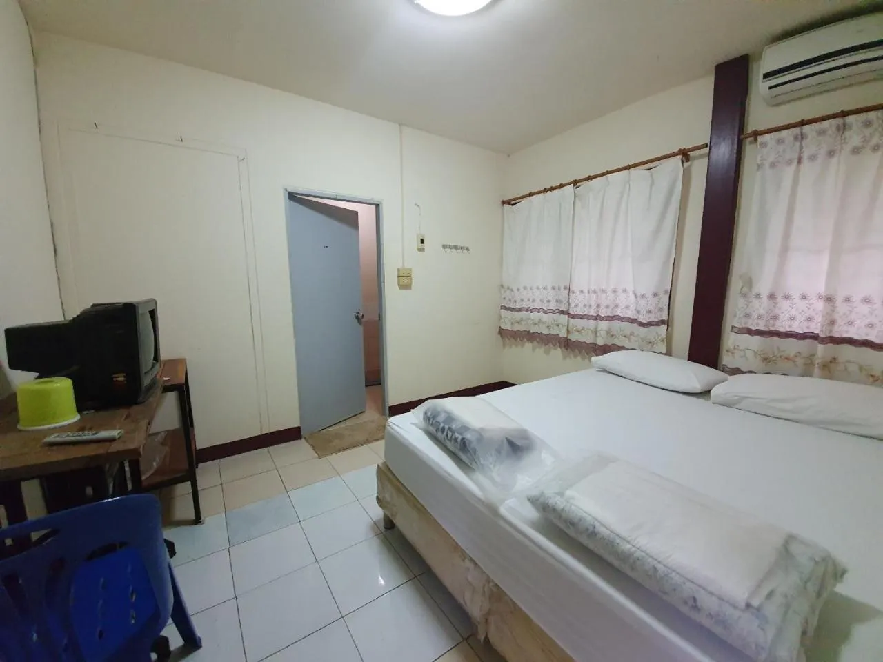 Day, Bed in Putan-namsai Resort