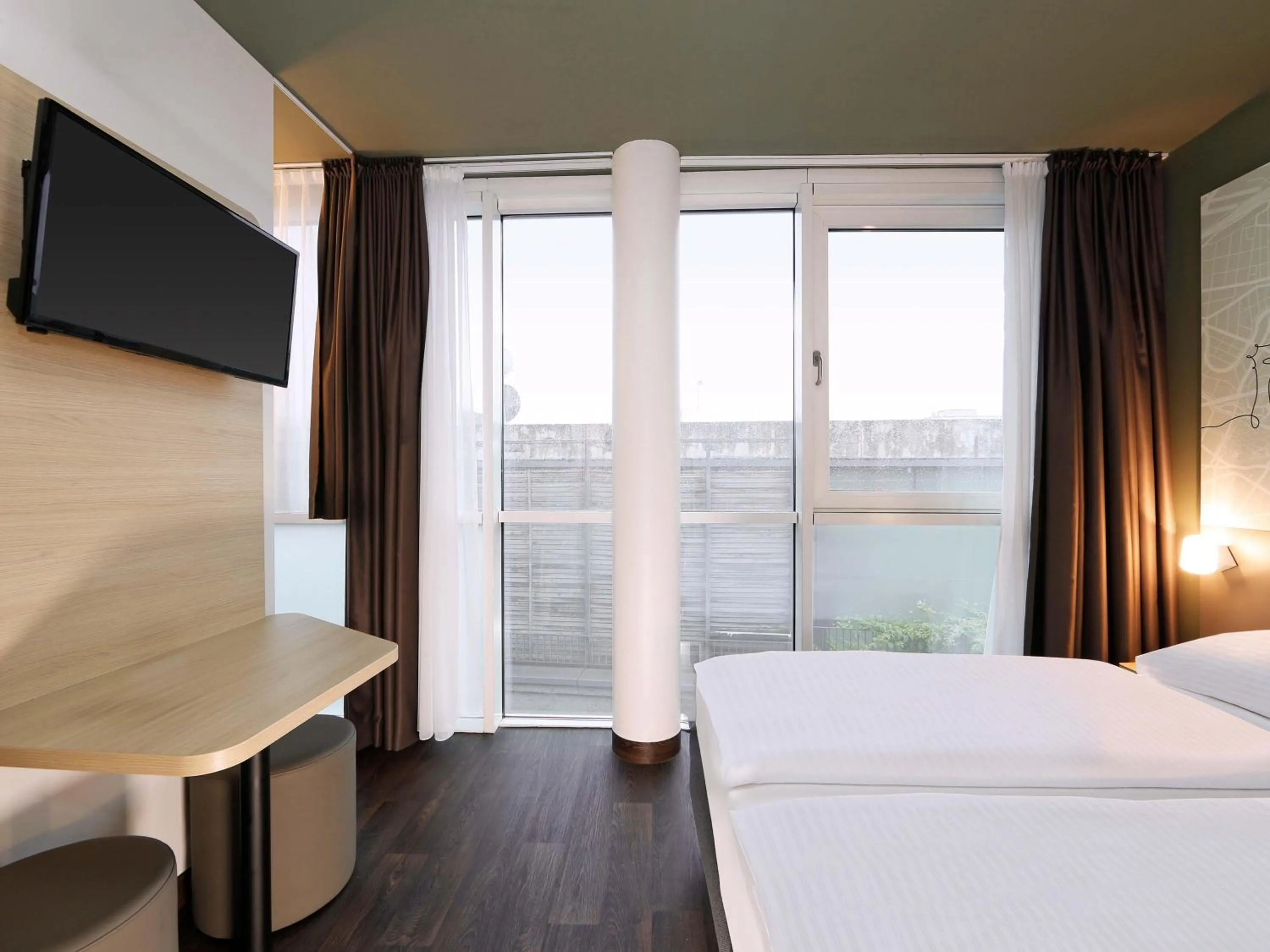 Photo of the whole room, Bed in B&B HOTEL Berlin-Mitte