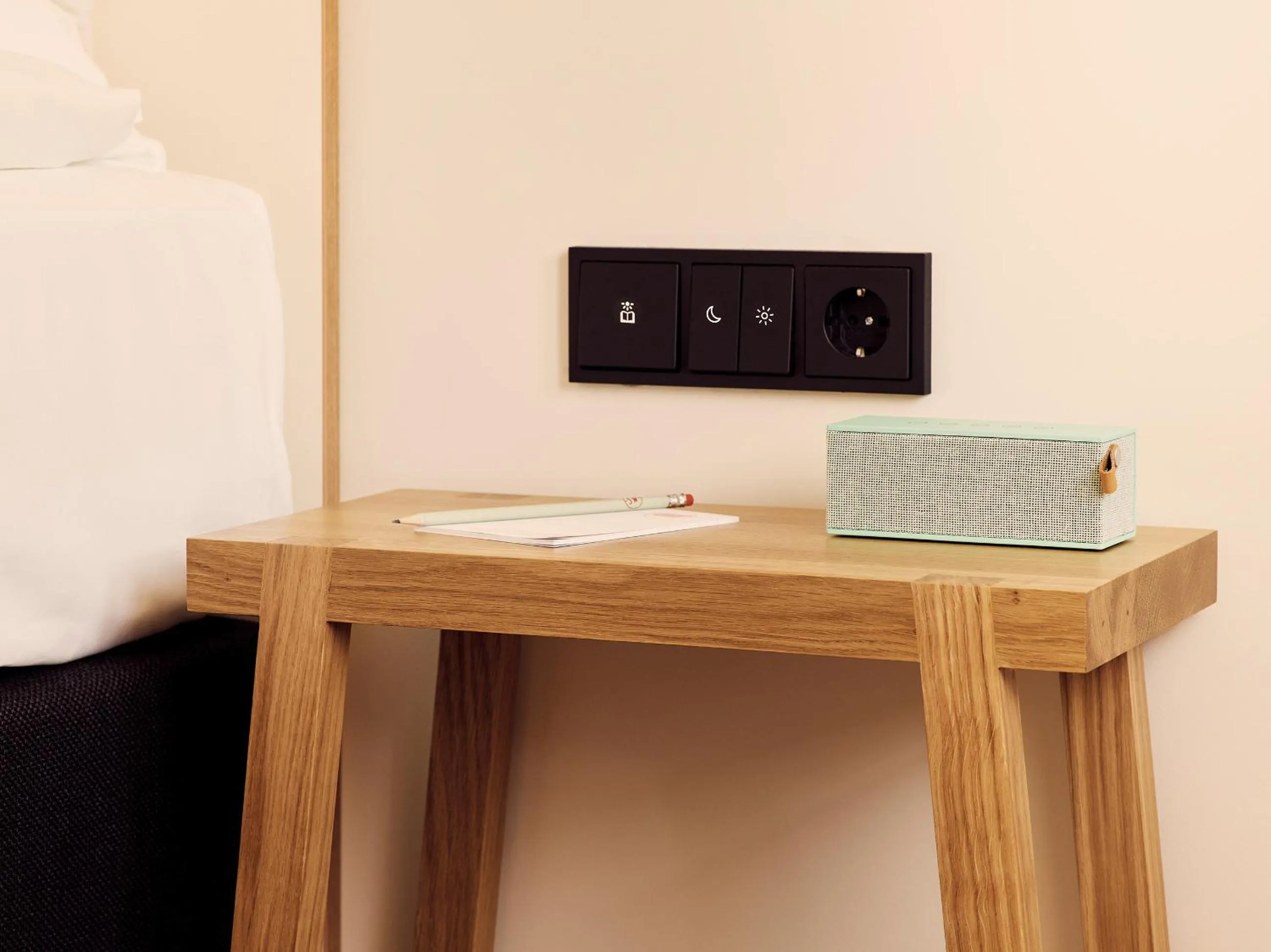 Decorative detail in Schwabinger Wahrheit by Geisel