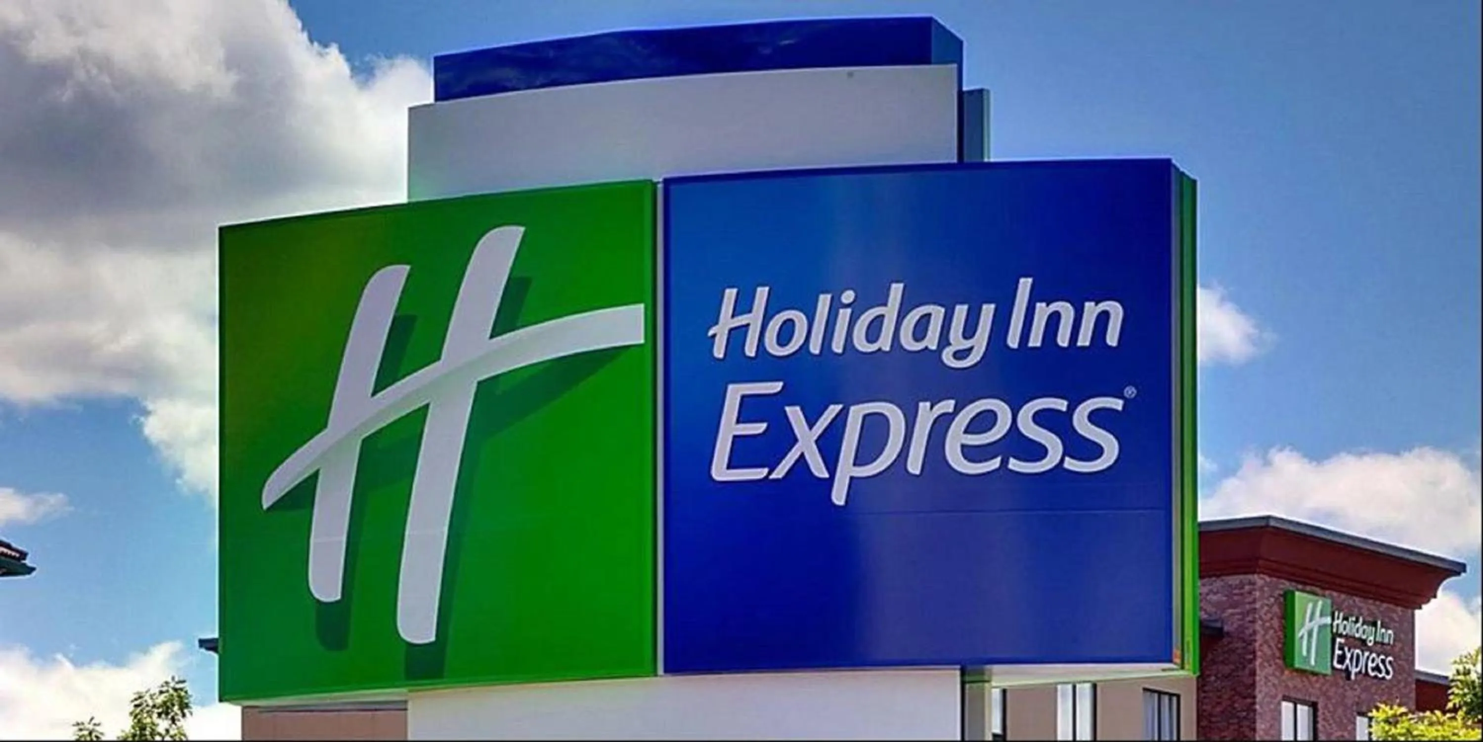Property logo or sign in Holiday Inn Express & Suites - Bardstown by IHG