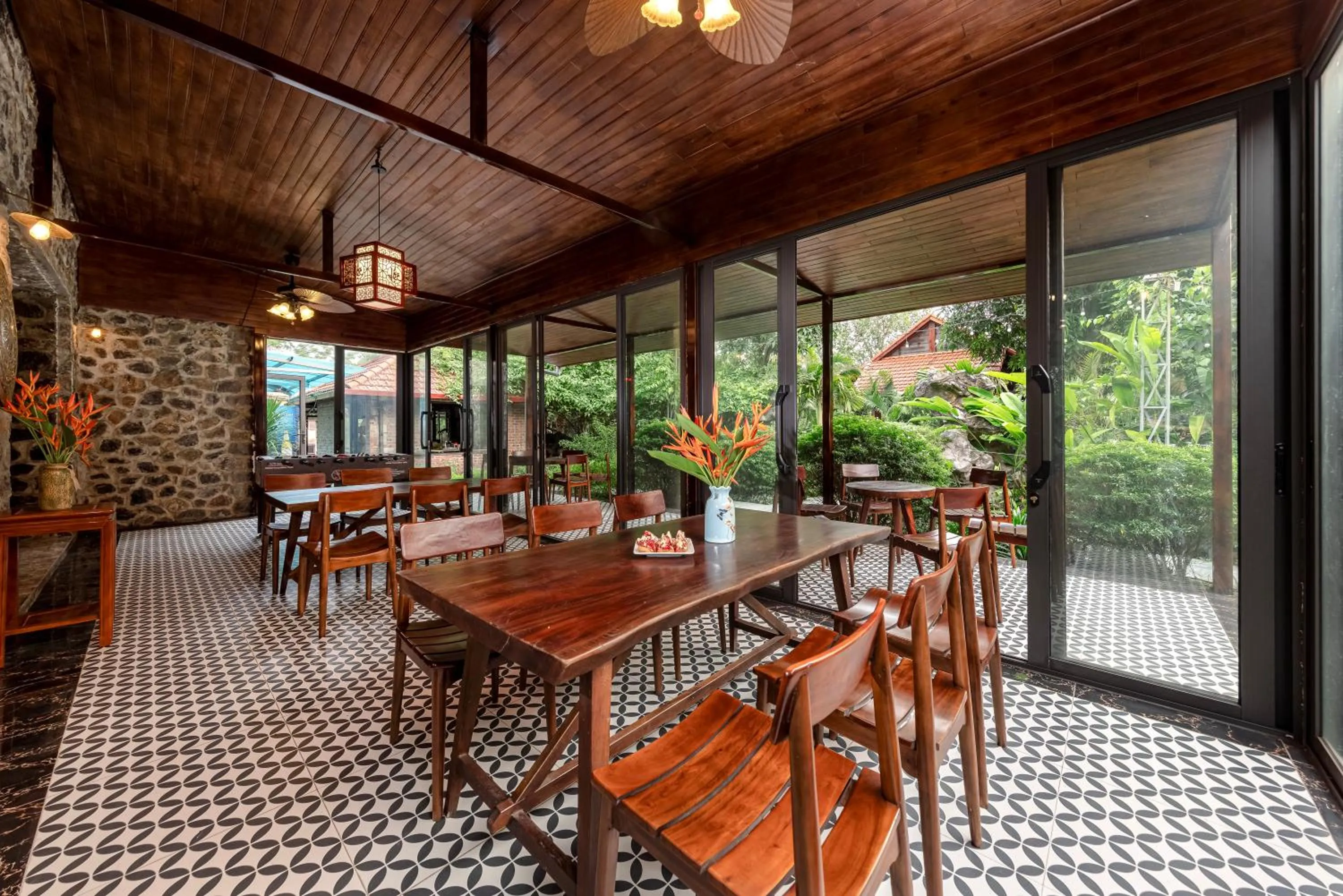 Restaurant/places to eat in Nature Garden Ecolodge Ninh Bình