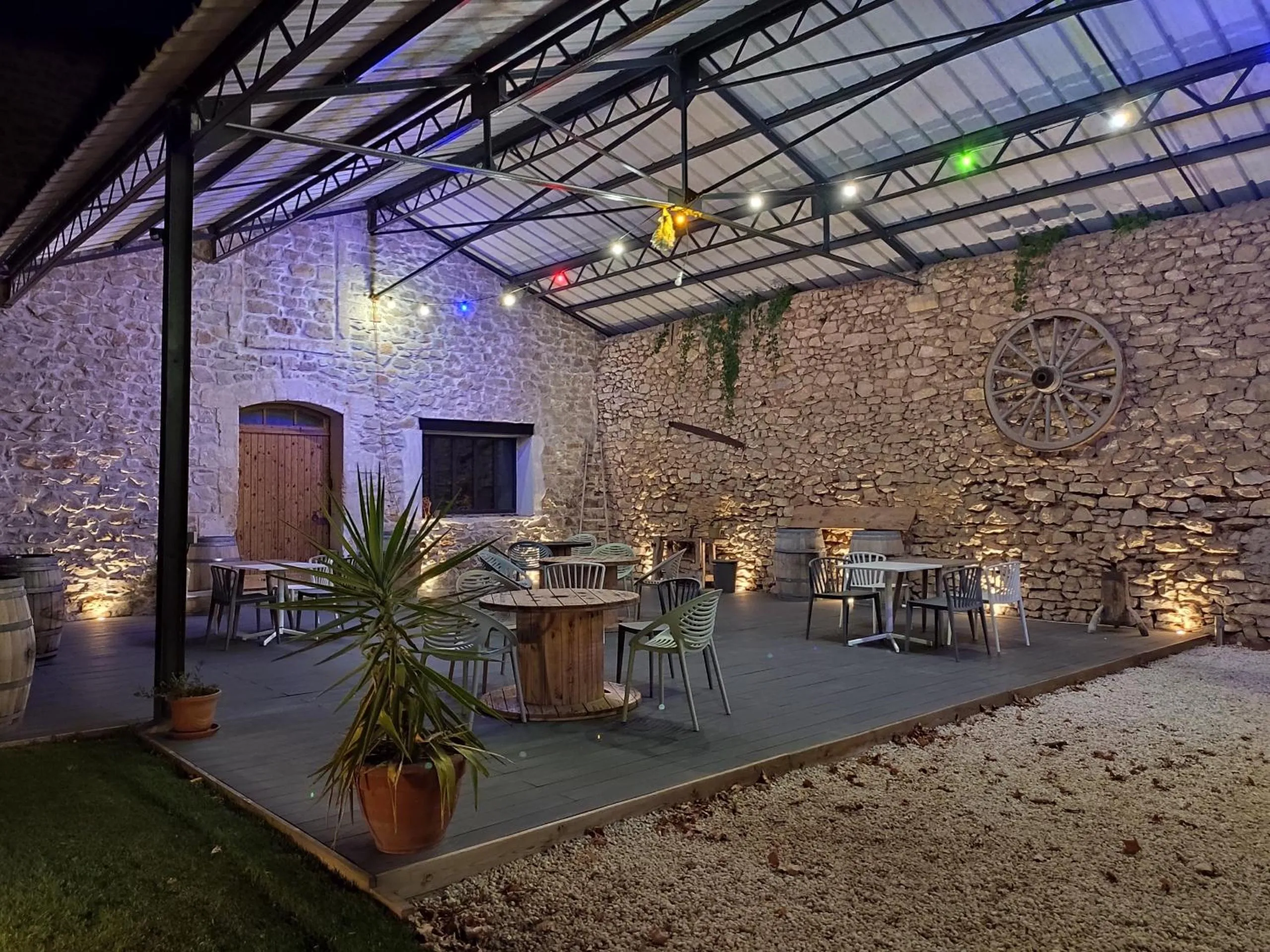 Patio in Manoir du Marquis de Montcalm