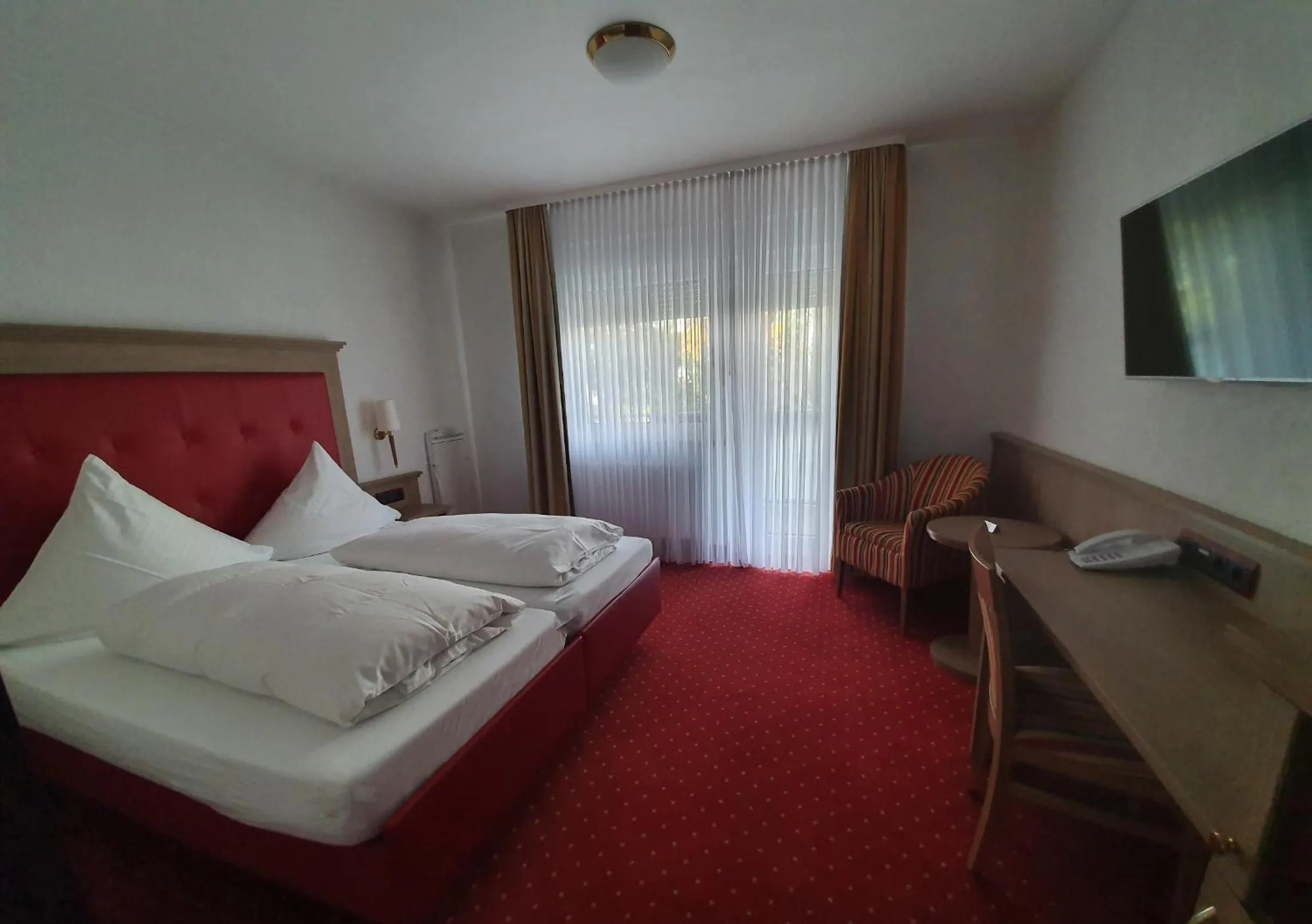 Photo of the whole room, Bed in Dreispitz -B&B-Hotel Garni
