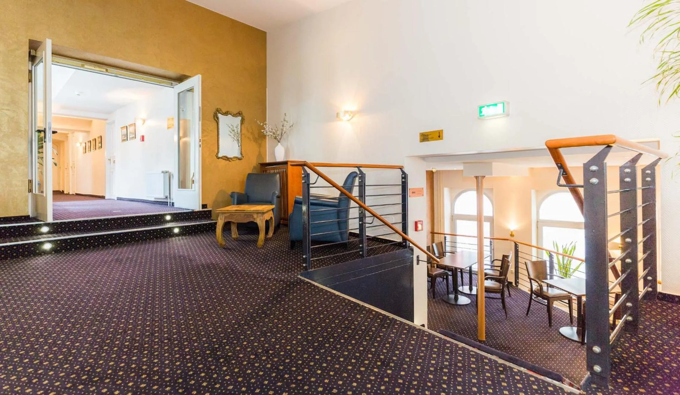 Lobby or reception, Bed in Hotel Fürst Bismarck