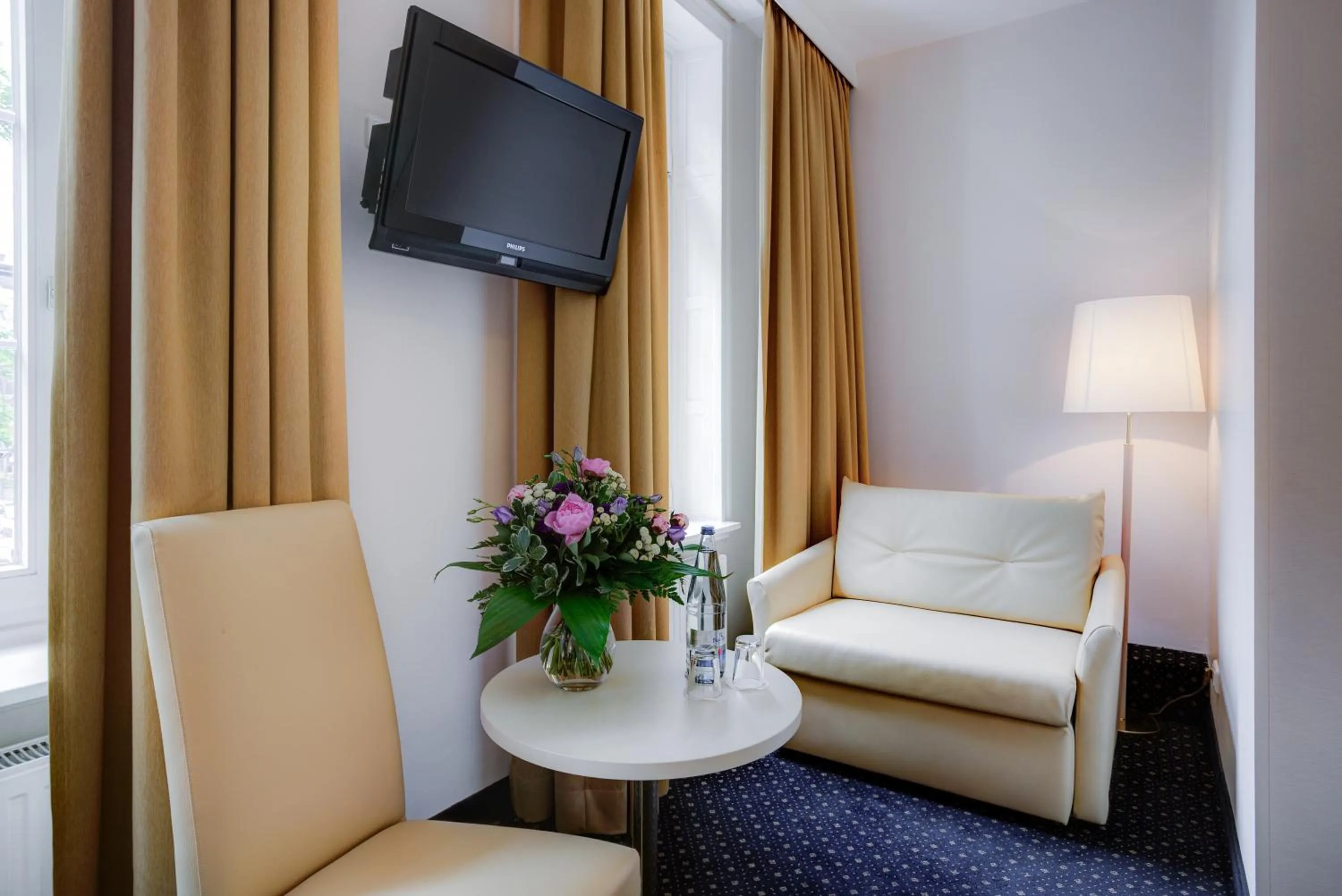 Photo of the whole room in Hotel Fürst Bismarck