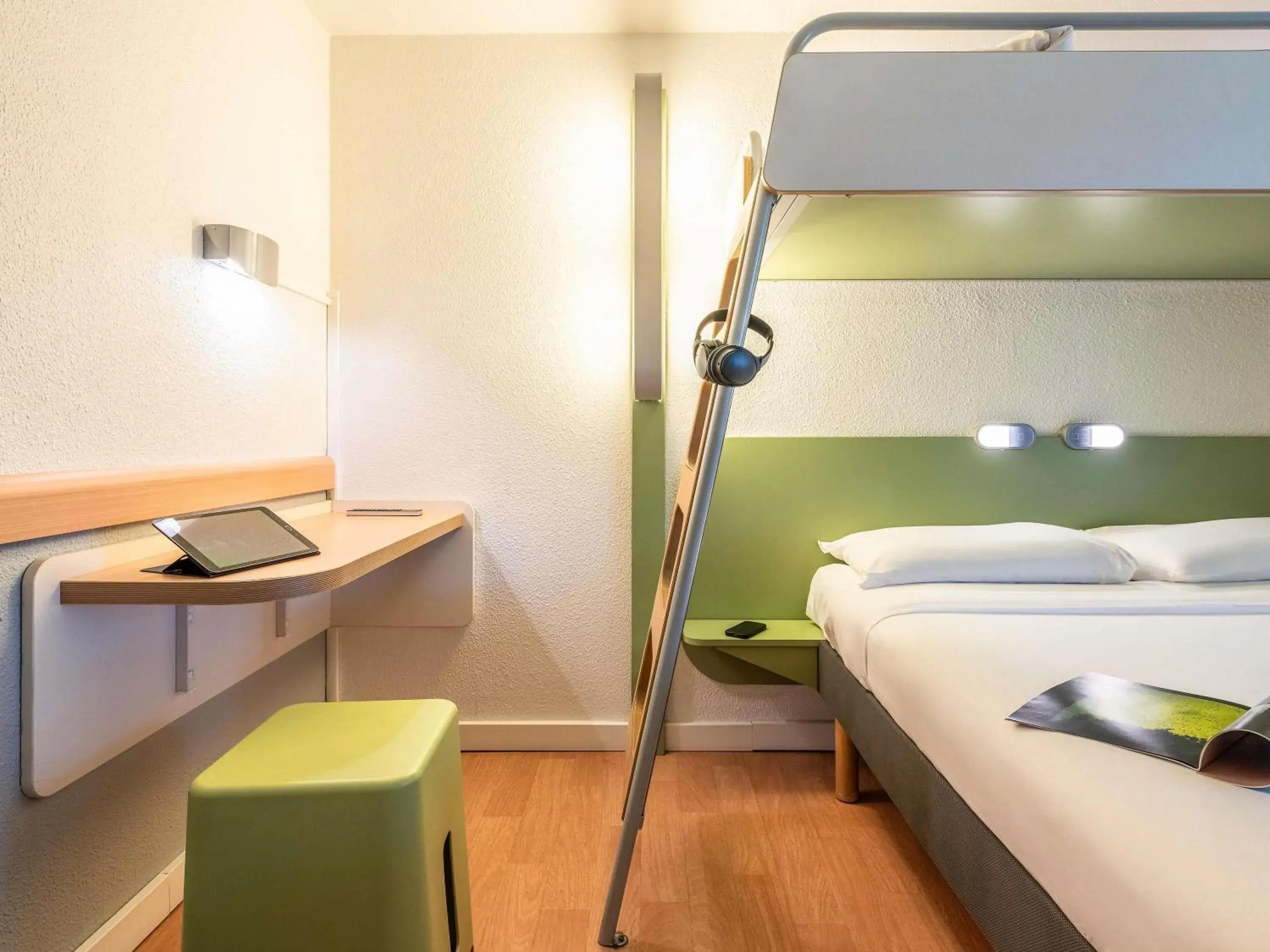 Triple Room in Ibis Budget Villefranche Triple Room in Ibis Budget Villefranche