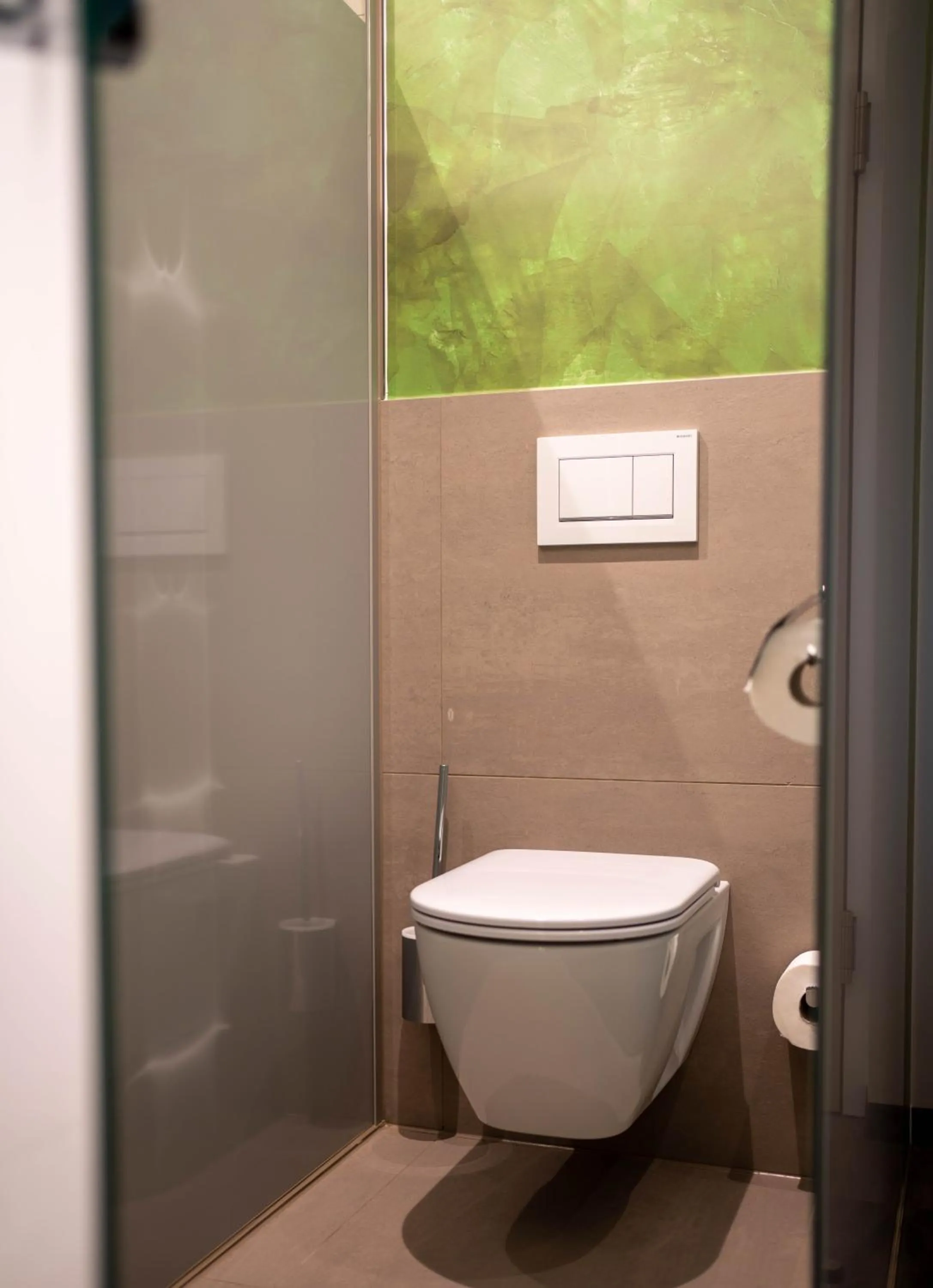 Bathroom in eee Hotel Gunskirchen