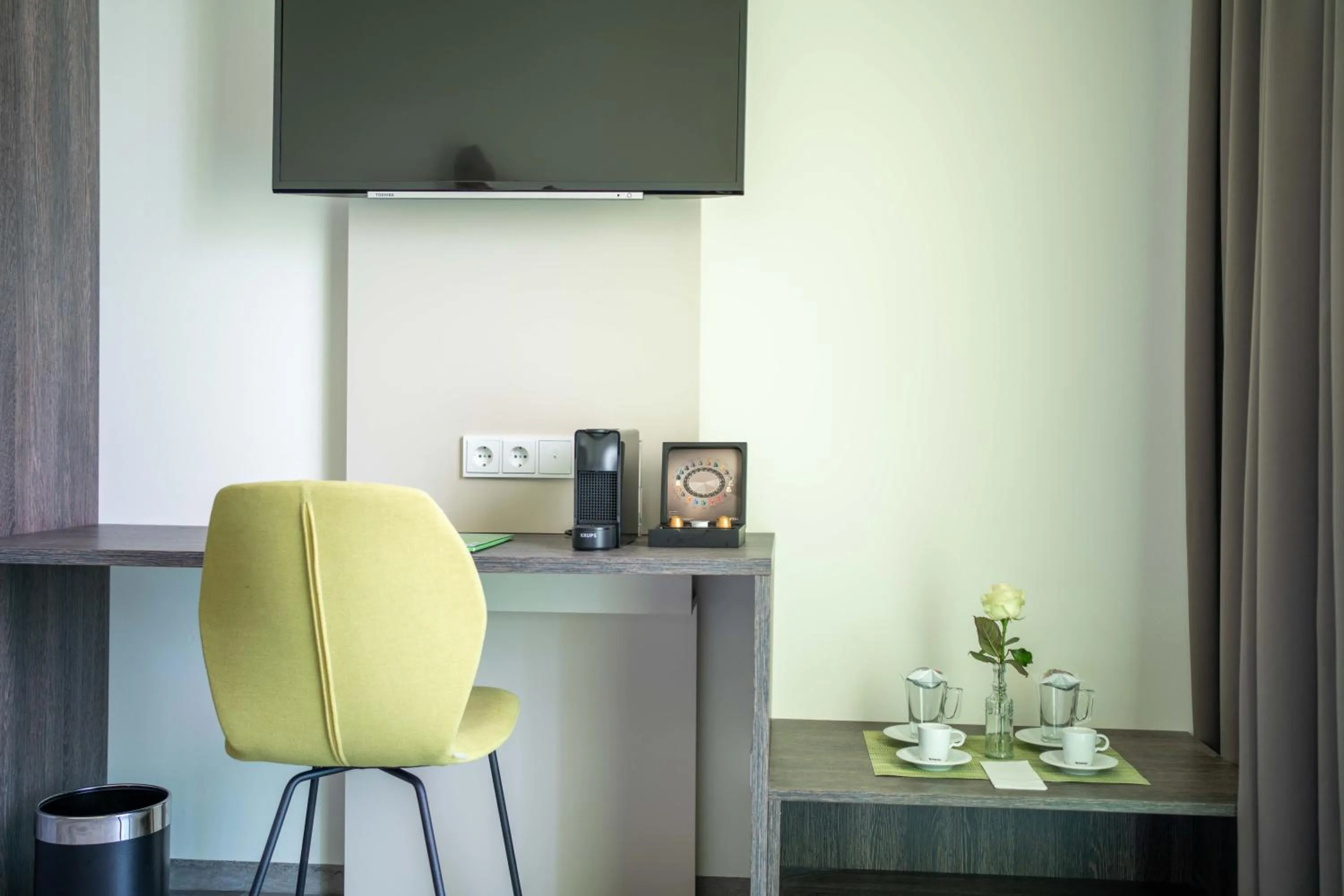 Coffee/tea facilities in eee Hotel Gunskirchen