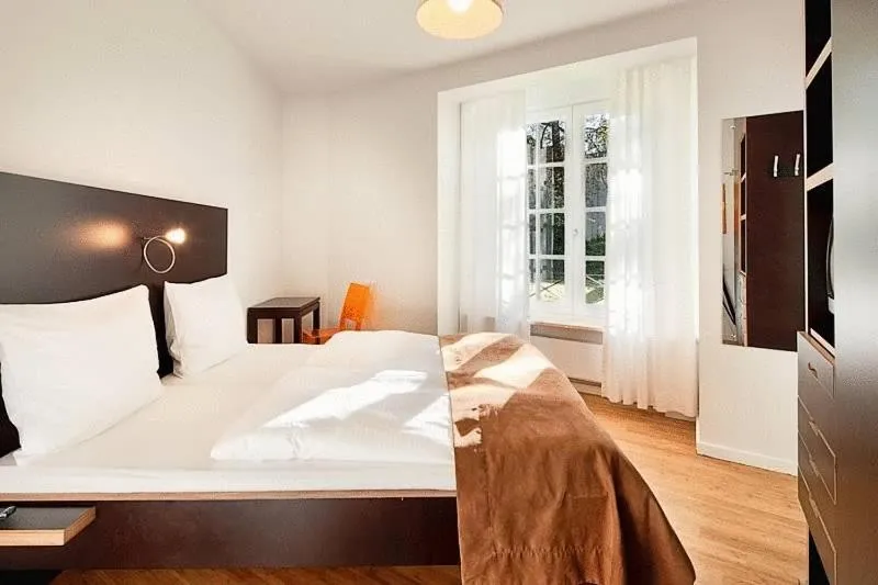 Bed in Das Gästehaus der Elb Lounge "Self Check In"