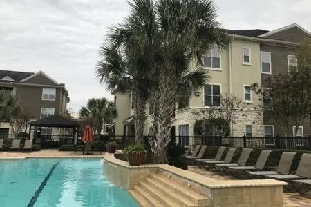 Magnificent Furnished Apartment near Exxon Campus