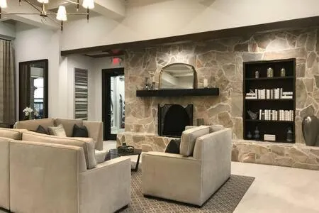 Magnificent Furnished Apartment near Exxon Campus