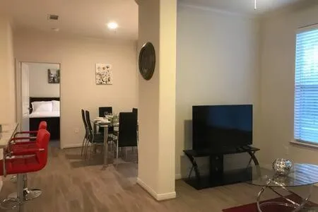 Magnificent Furnished Apartment near Exxon Campus