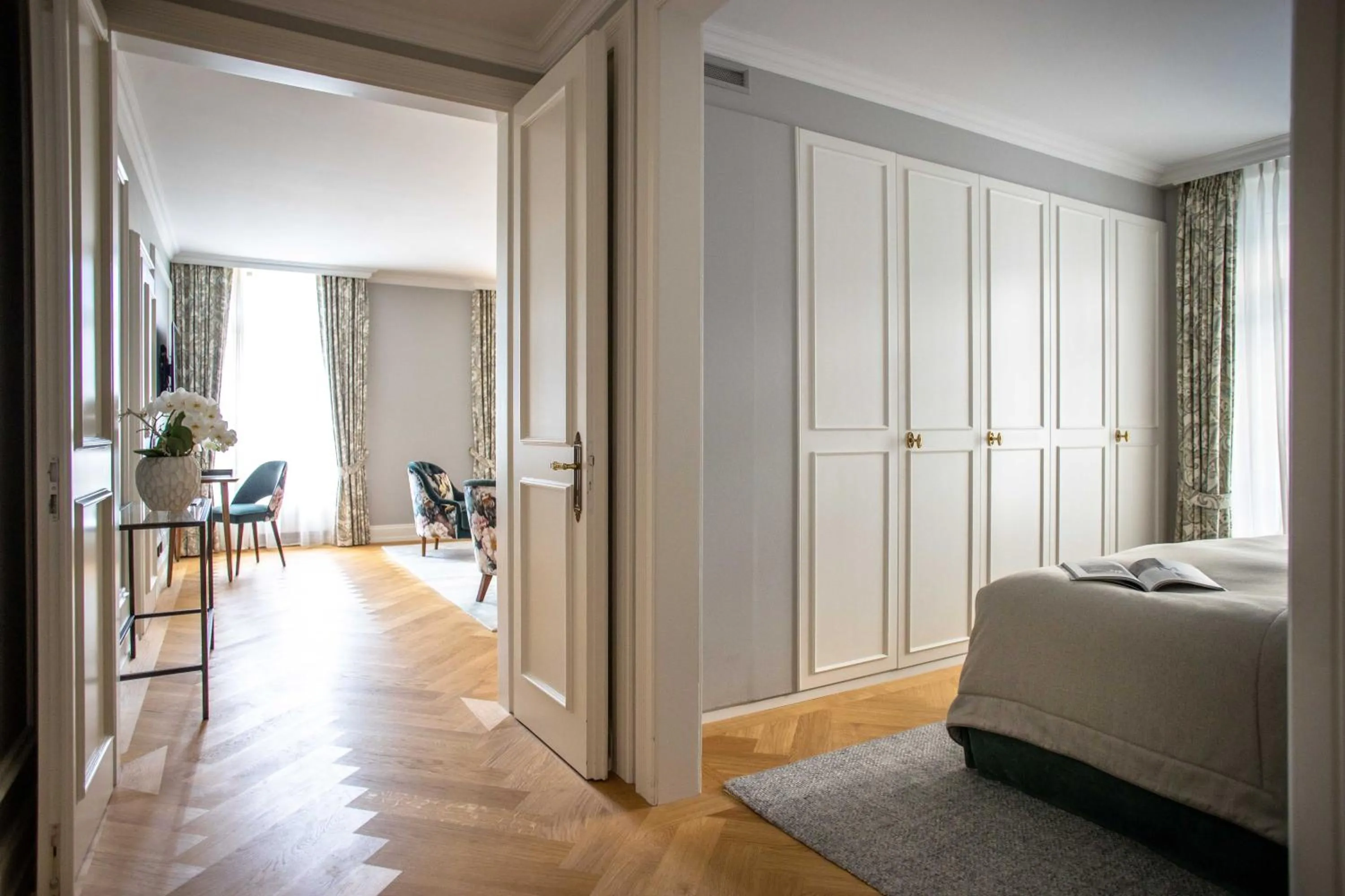 Photo of the whole room, Bed in Victoria Jungfrau Grand Hotel & Spa