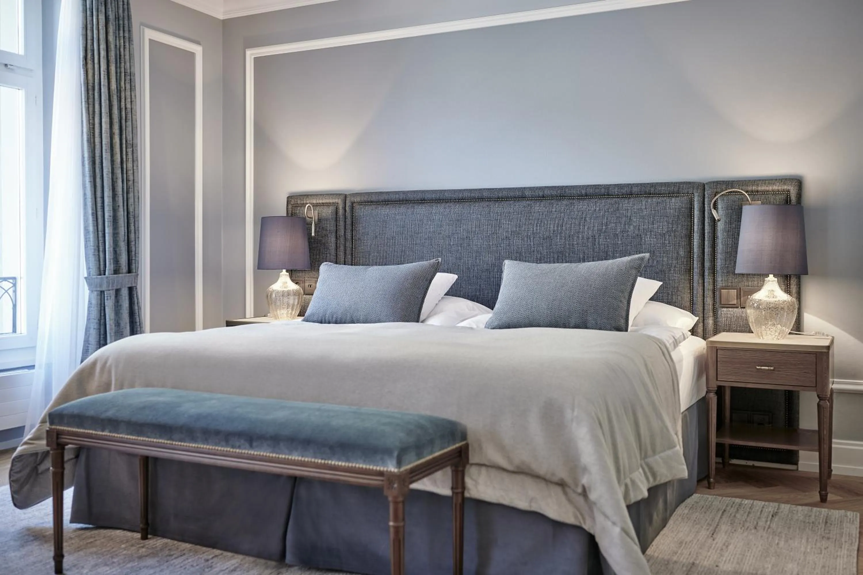 Bed in Victoria Jungfrau Grand Hotel & Spa