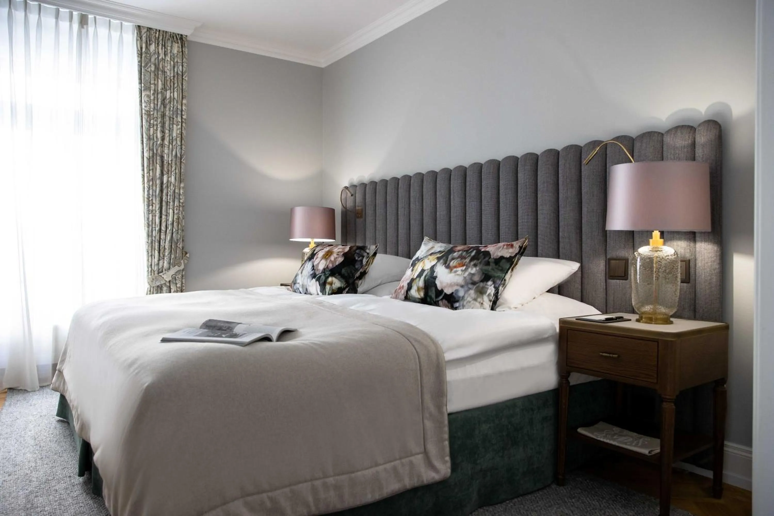 Bed in Victoria Jungfrau Grand Hotel & Spa