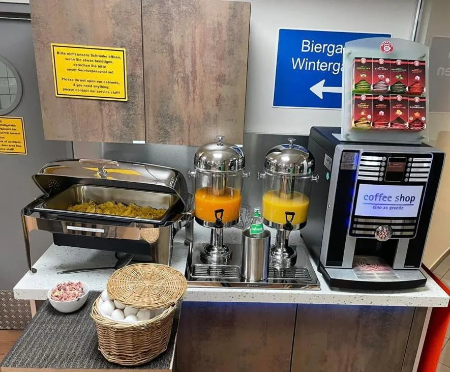 Breakfast in Hotel am Schlosspark Herten