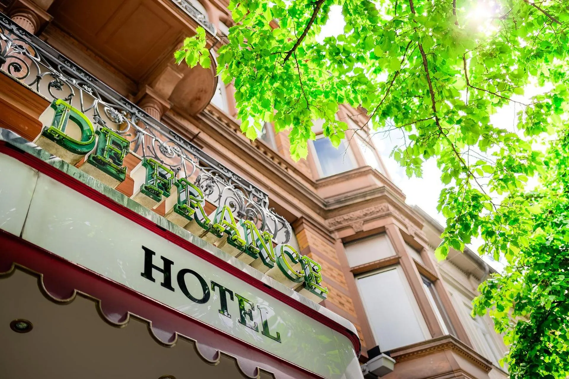 Facade/entrance in Hotel de France Wiesbaden City