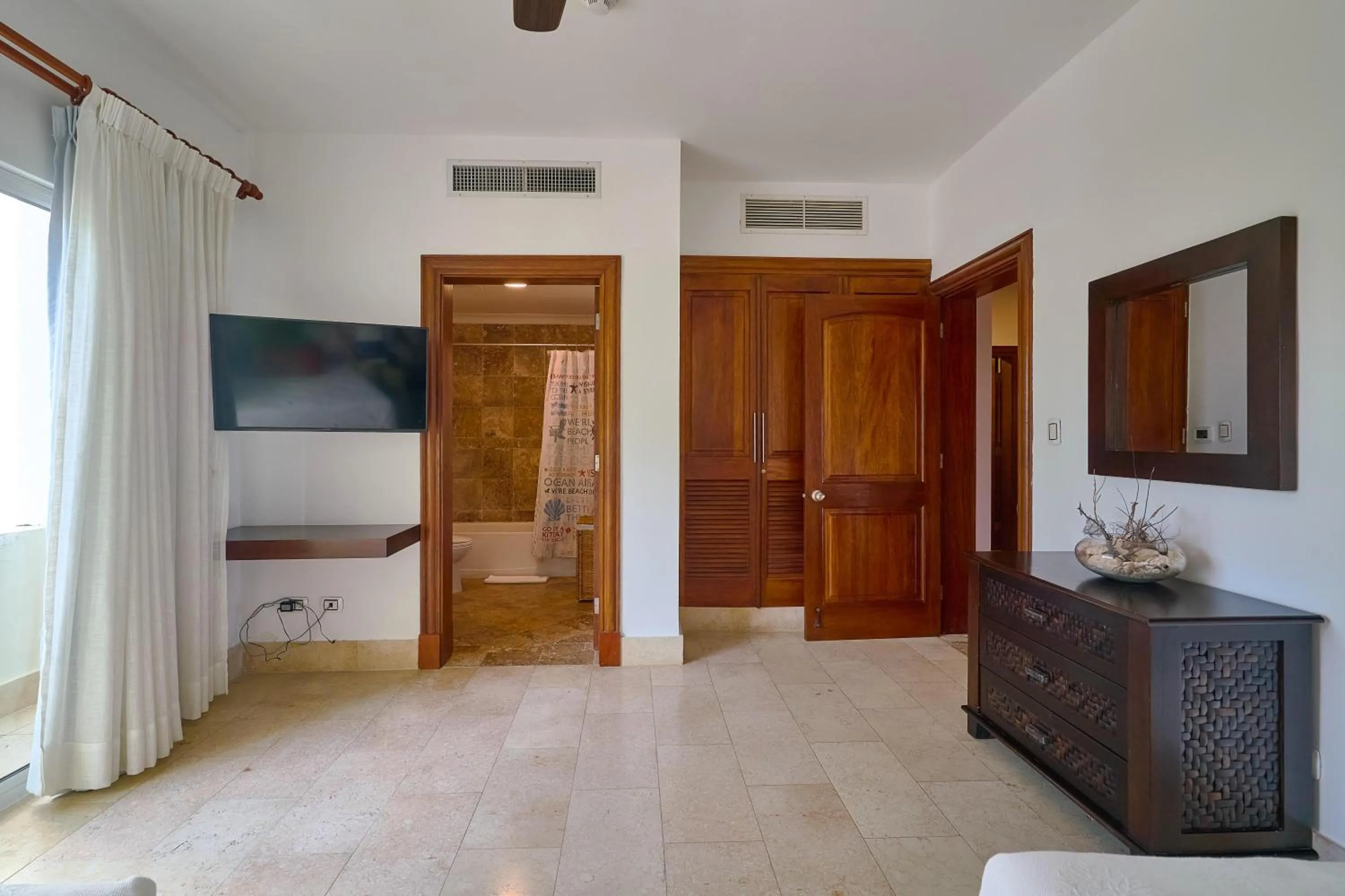Property building in Perfect Beach Condo Cap Cana Marina, Punta Cana