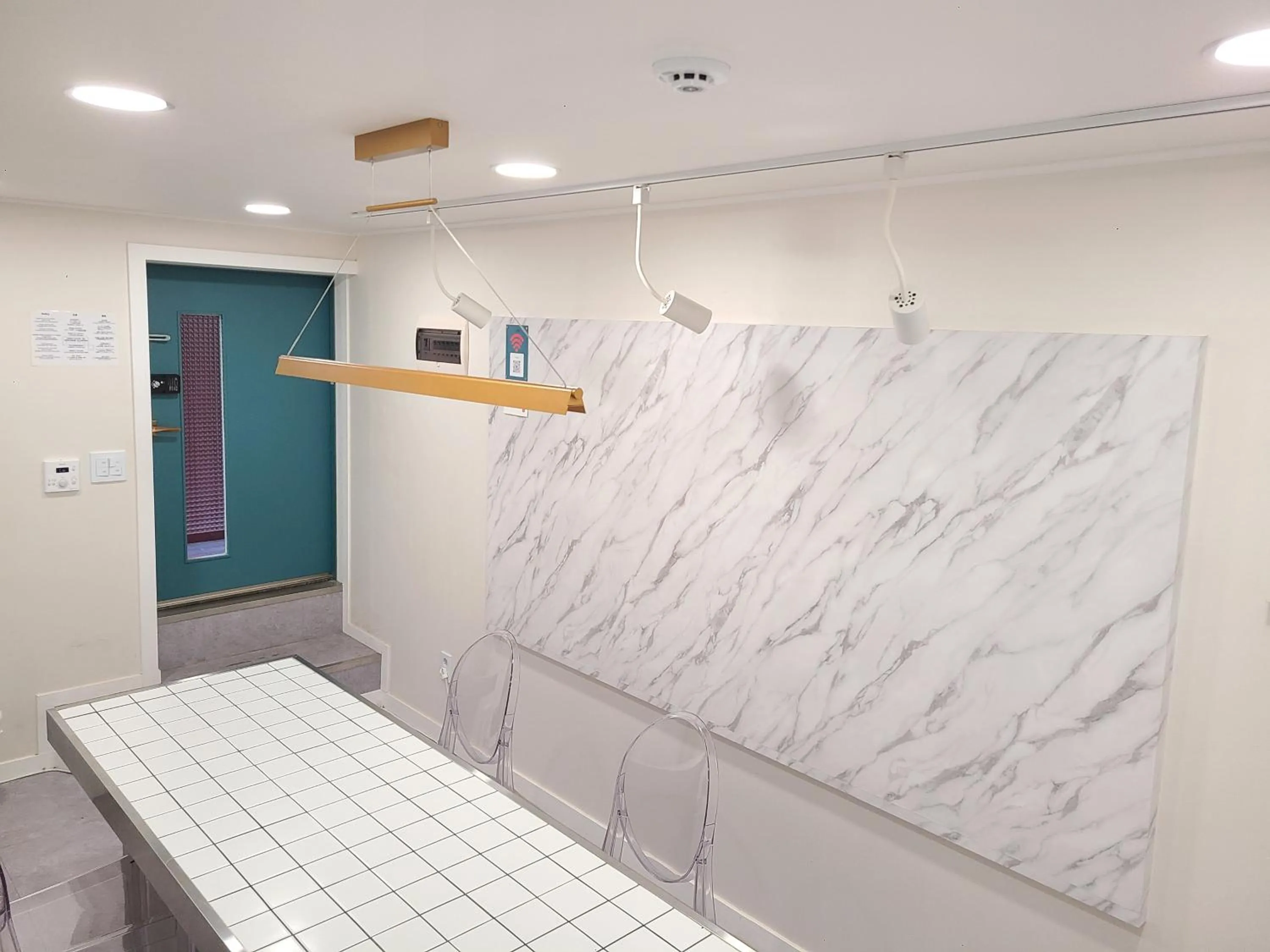 Facade/entrance in Batwo Stay - For foreigners only