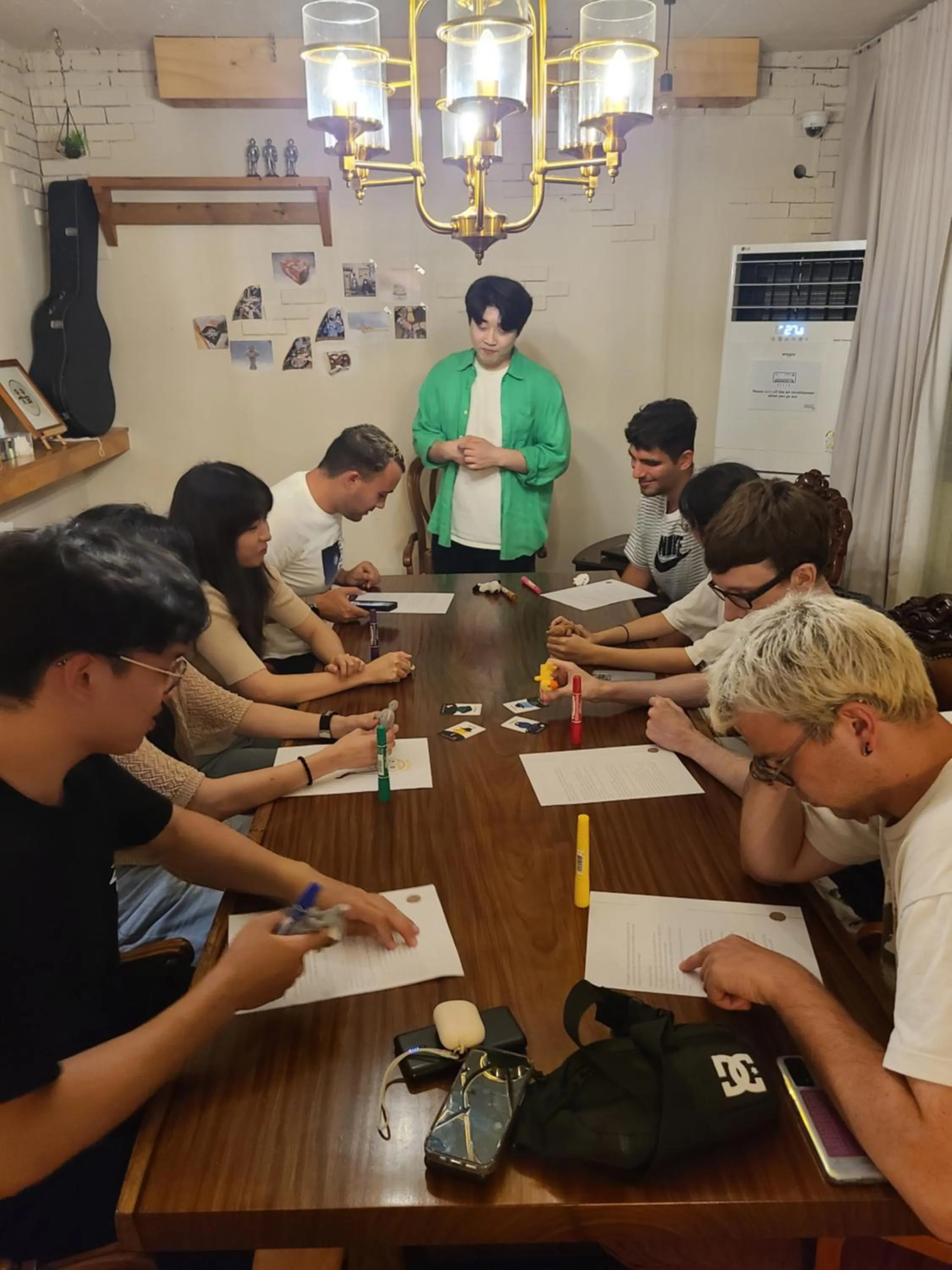 People in Batwo Stay - For foreigners only