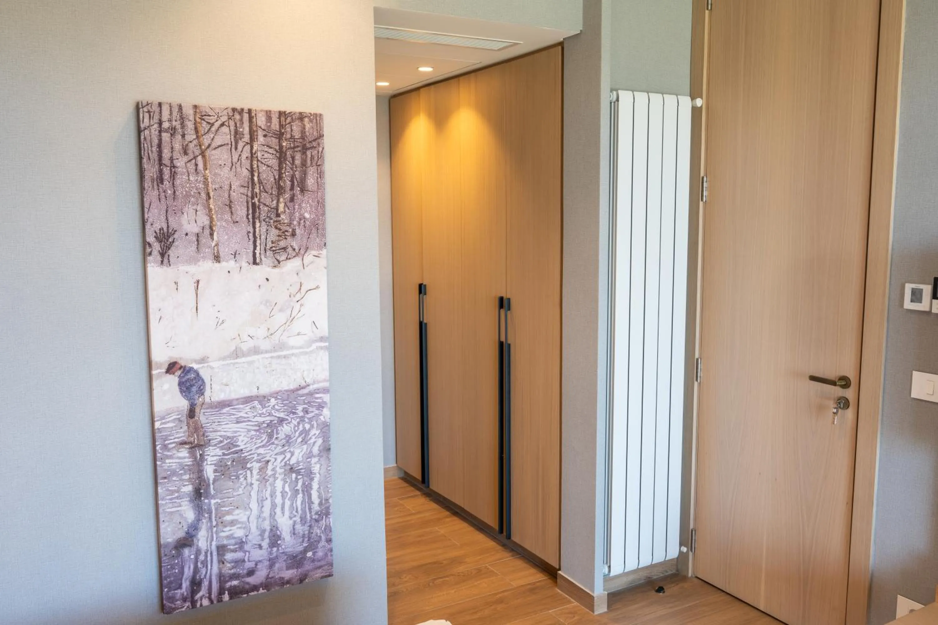 wardrobe in Oakridge Hotel & Spa