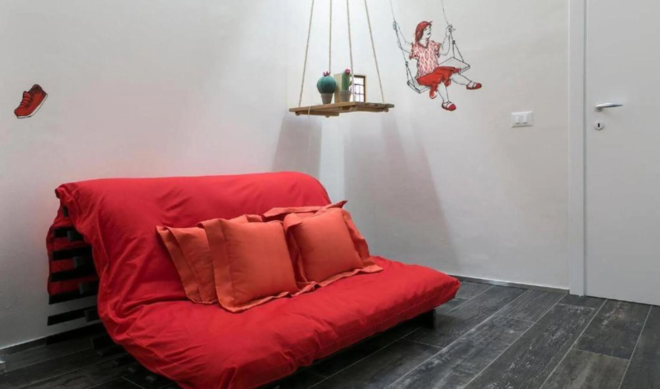 Decorative detail in Street Art Inn Florence