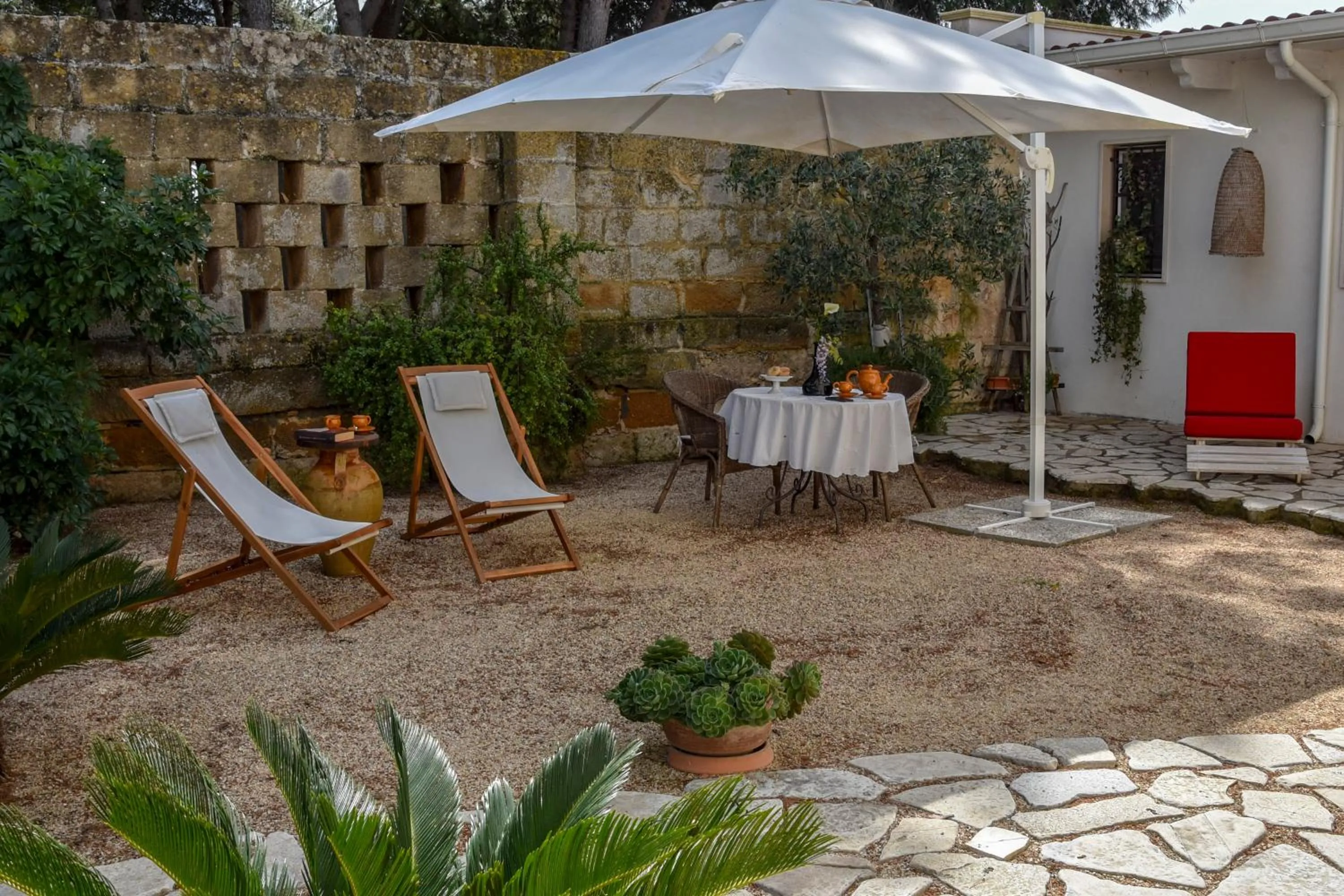 Inner courtyard view in Antica Casina B&B di Charme