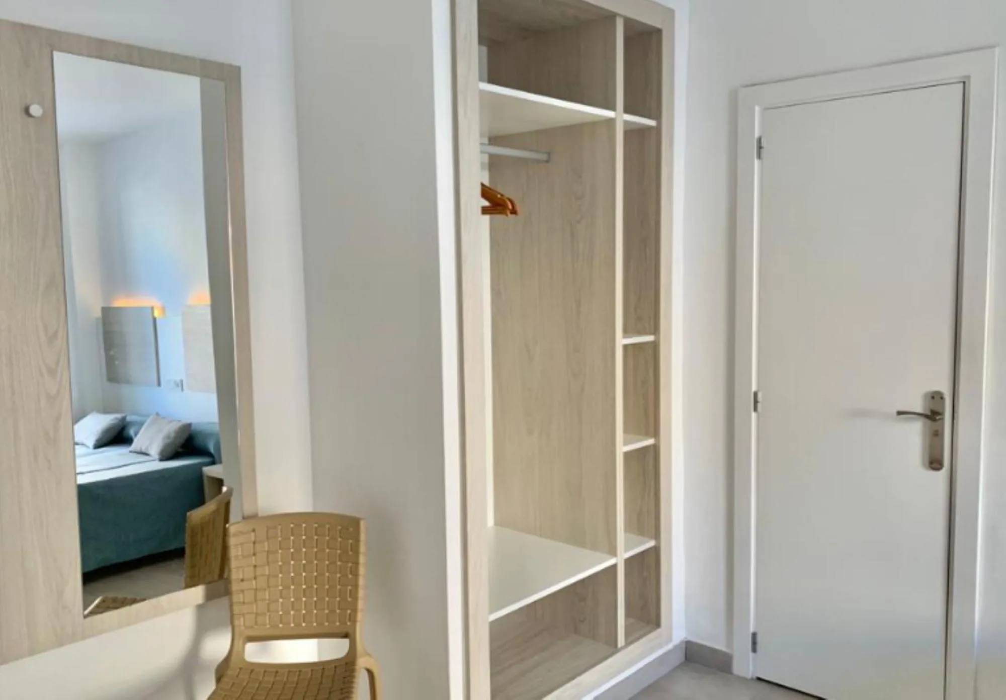 furniture in Hotel LLITERAS