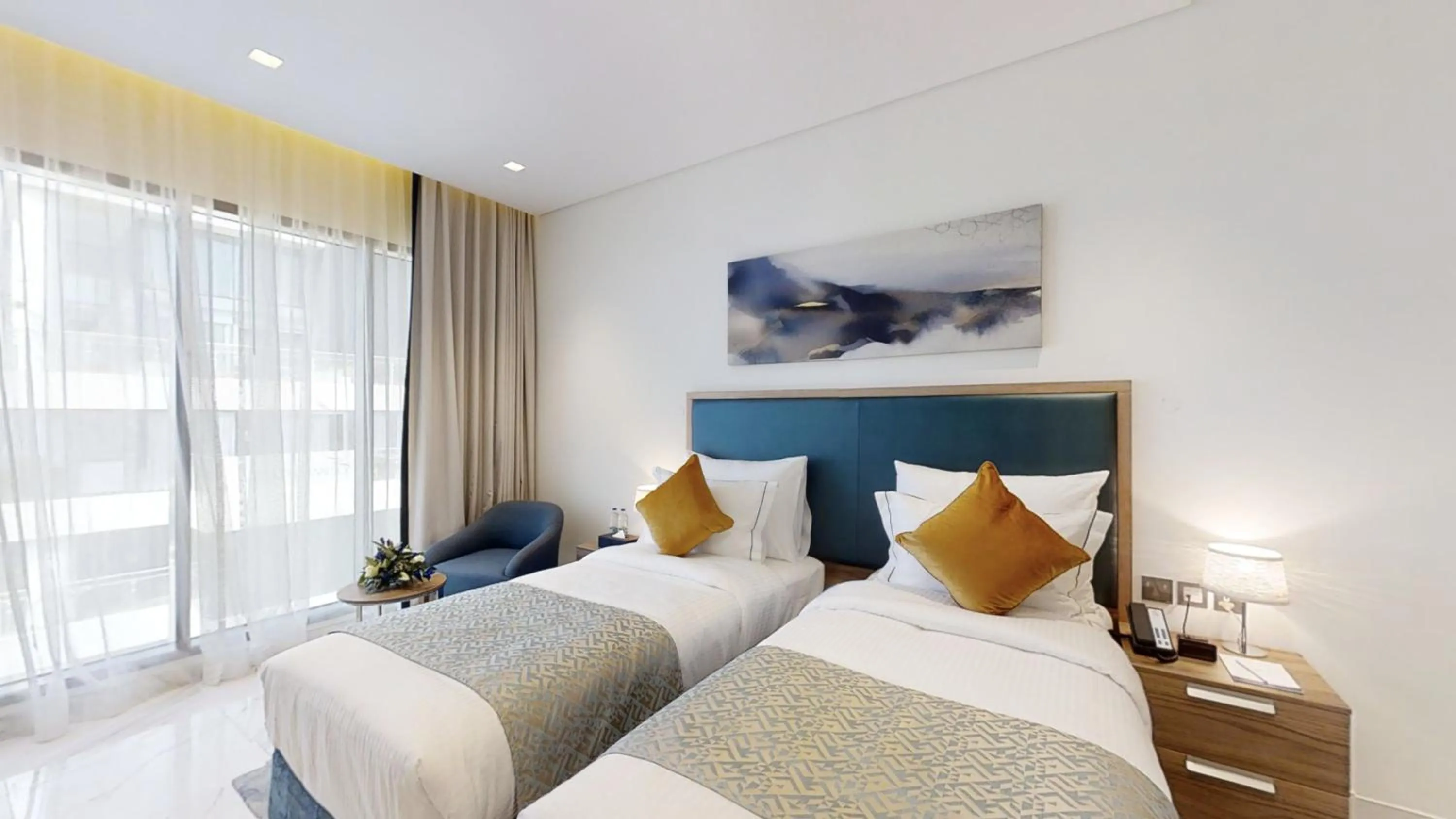 Bed in SUHA Mina Rashid Hotel Apartments