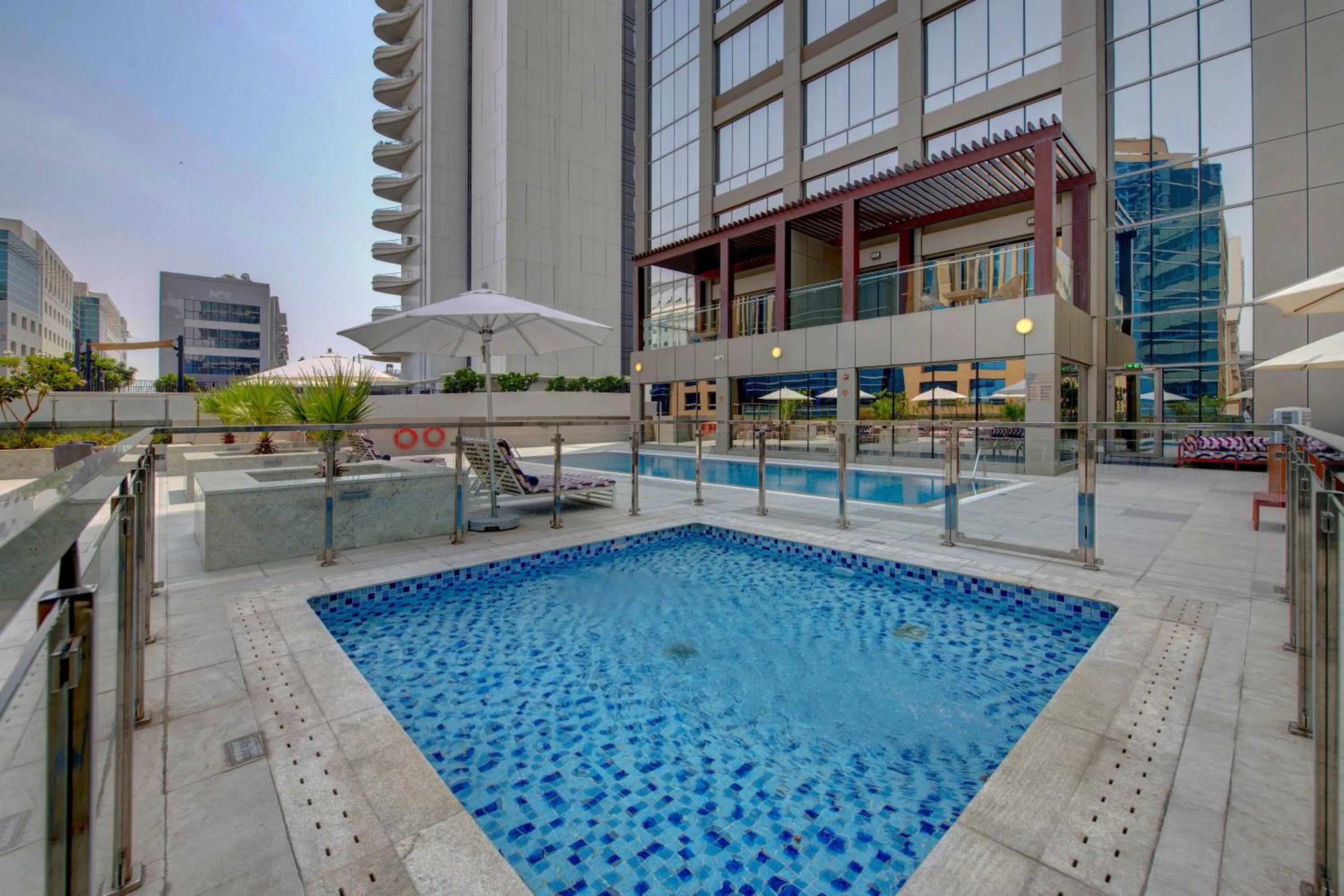 Swimming pool in SUHA Mina Rashid Hotel Apartments
