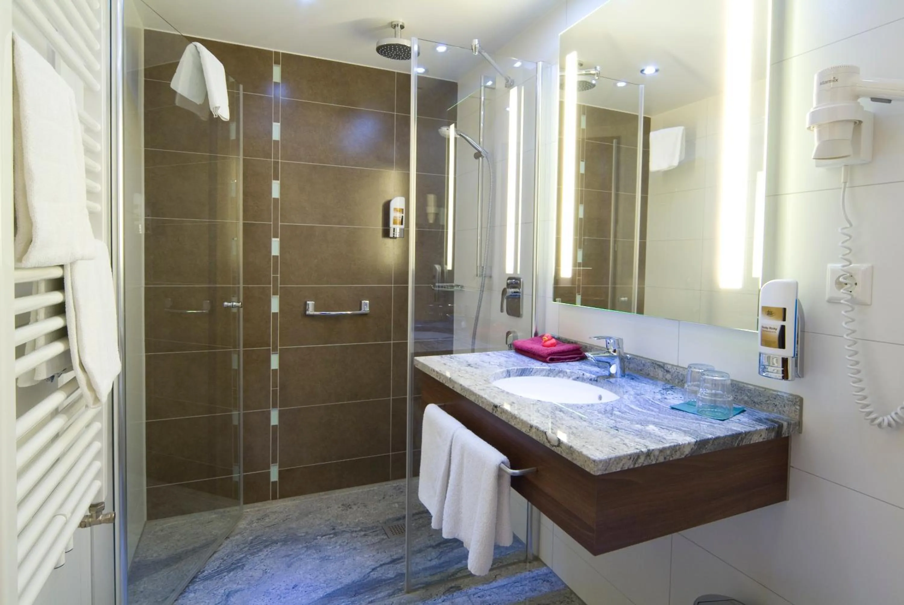 Shower in Hotel Sonneck