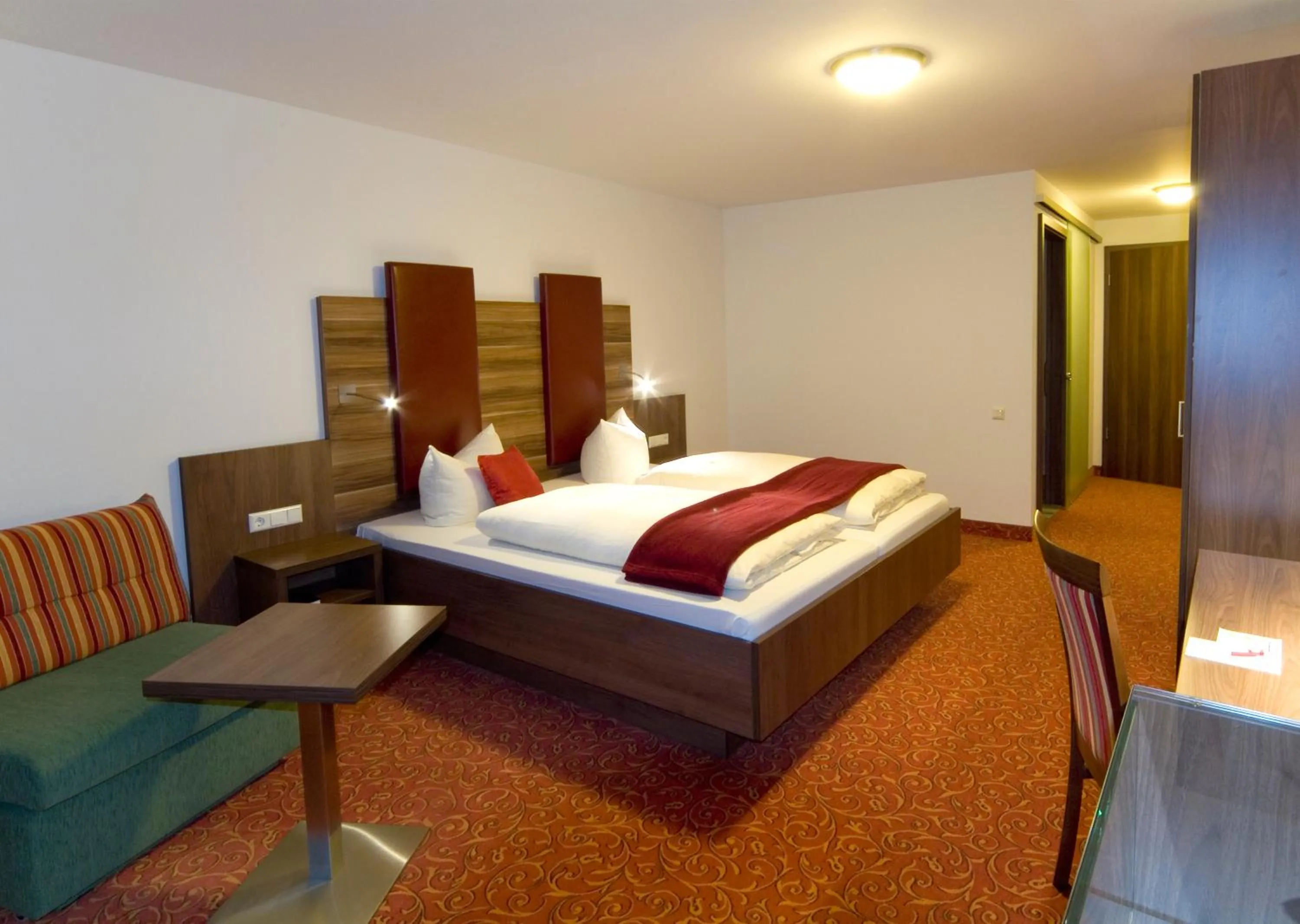 Photo of the whole room, Bed in Hotel Sonneck