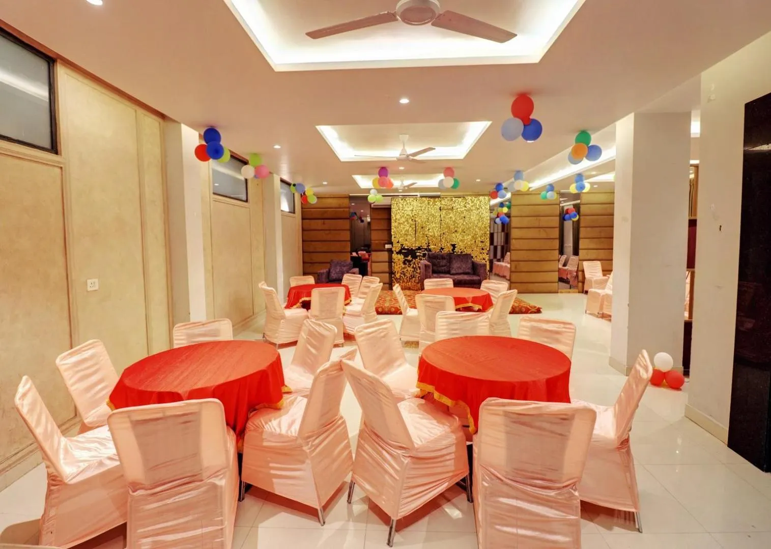 Banquet/Function facilities in Hotel Mystic Inn